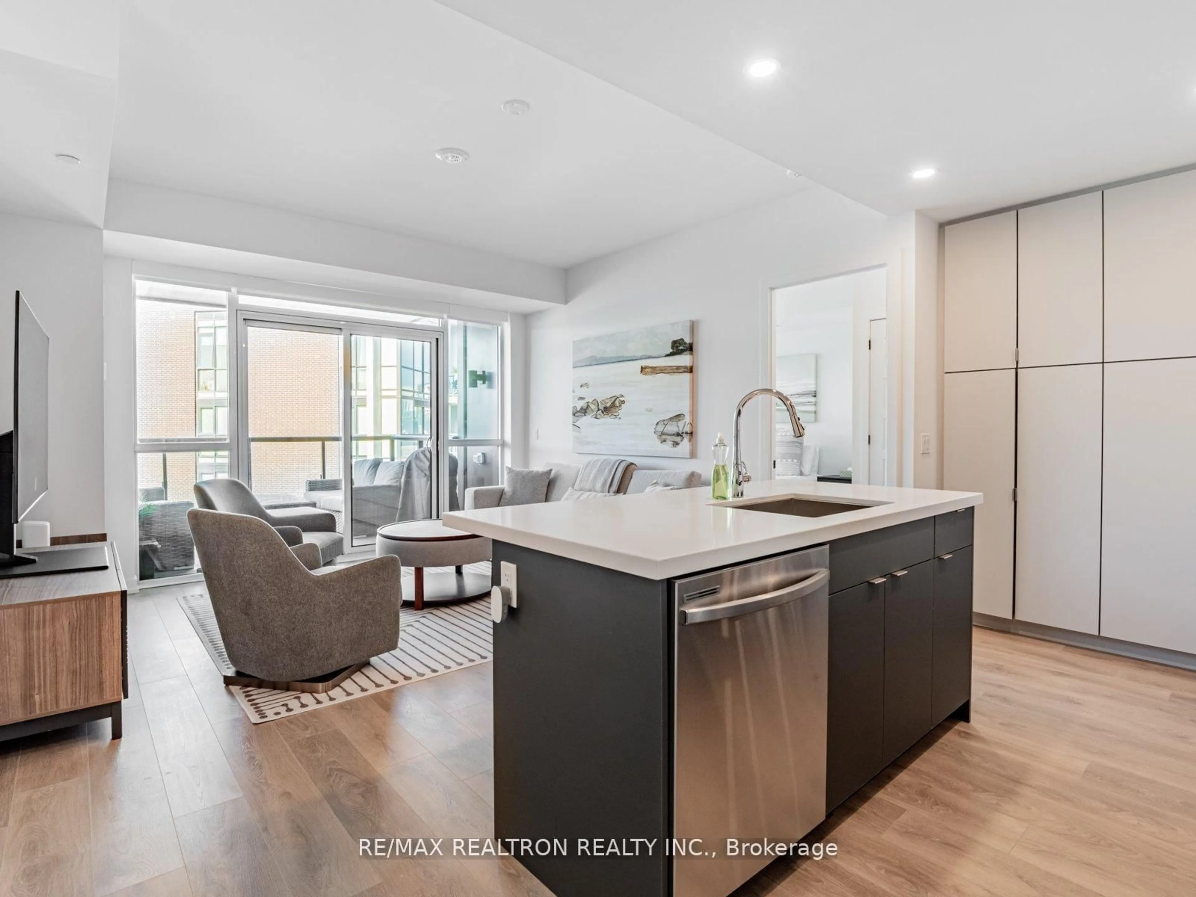 Open concept kitchen, unknown for 415 Sea Ray Ave #354, Innisfil Ontario L9S 0R5