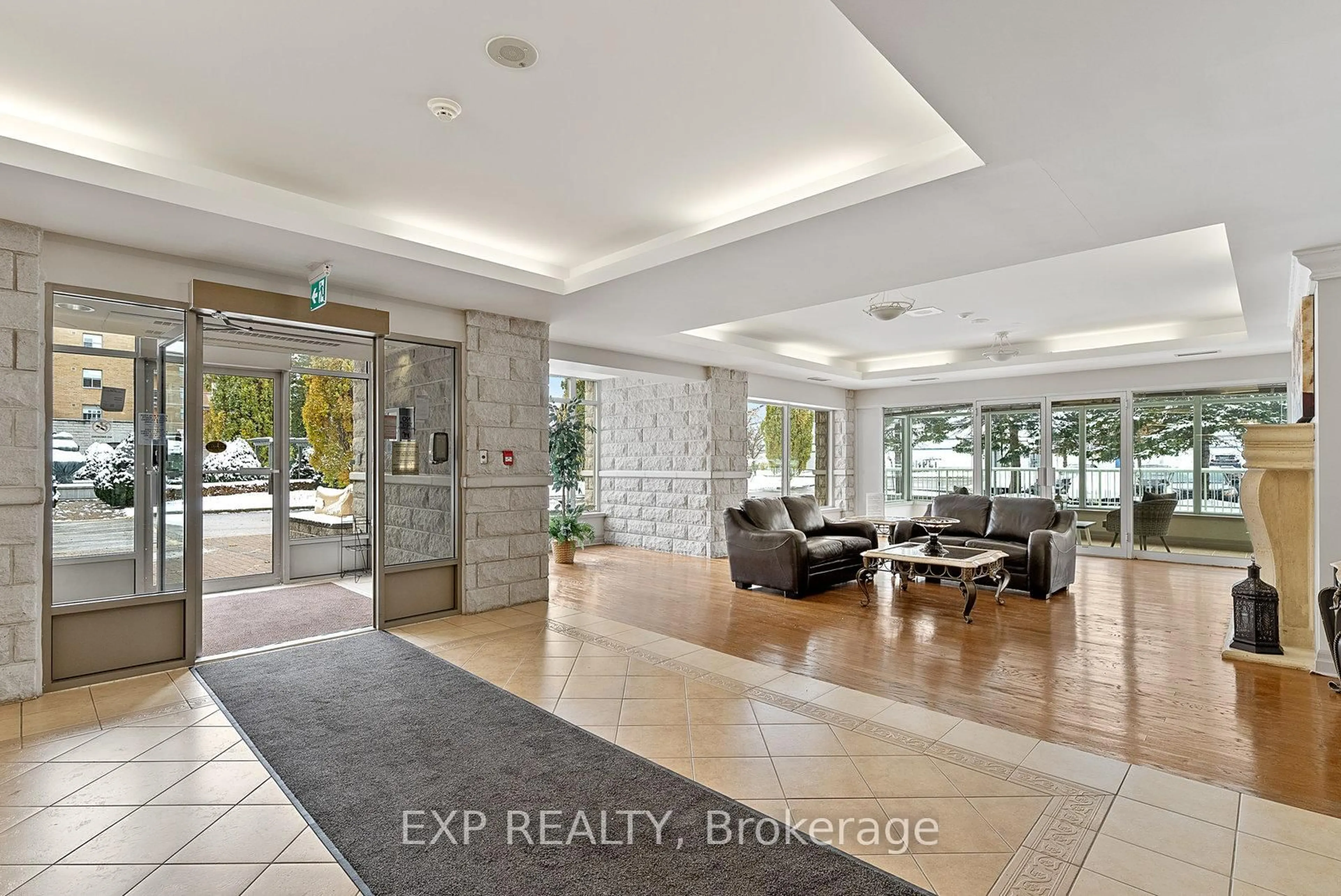 Lobby for 2506 Rutherford Rd #210, Vaughan Ontario L4K 5N4