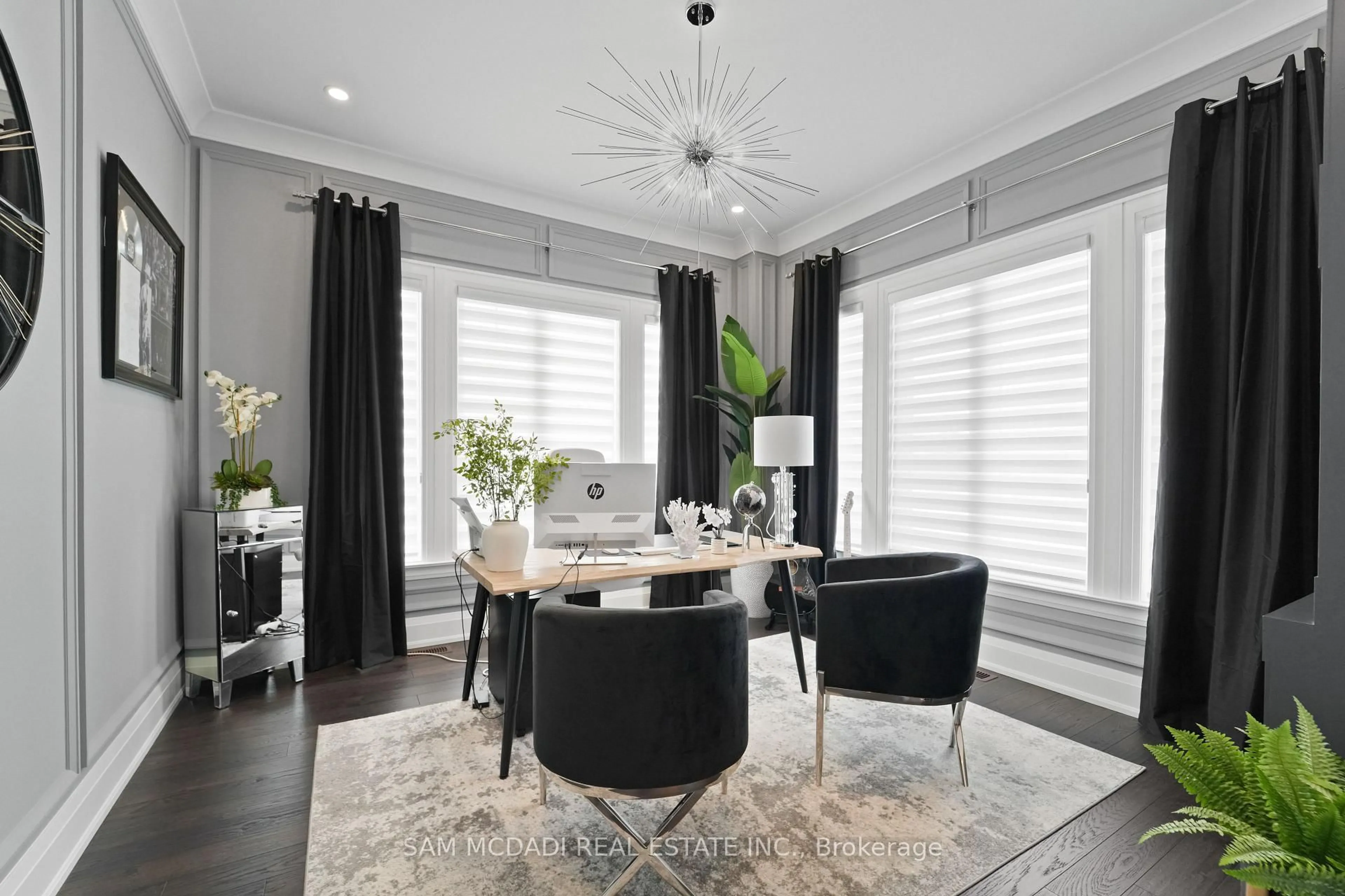 Dining room, unknown for 39 Mckeown St, Essa Ontario L0L 2N0