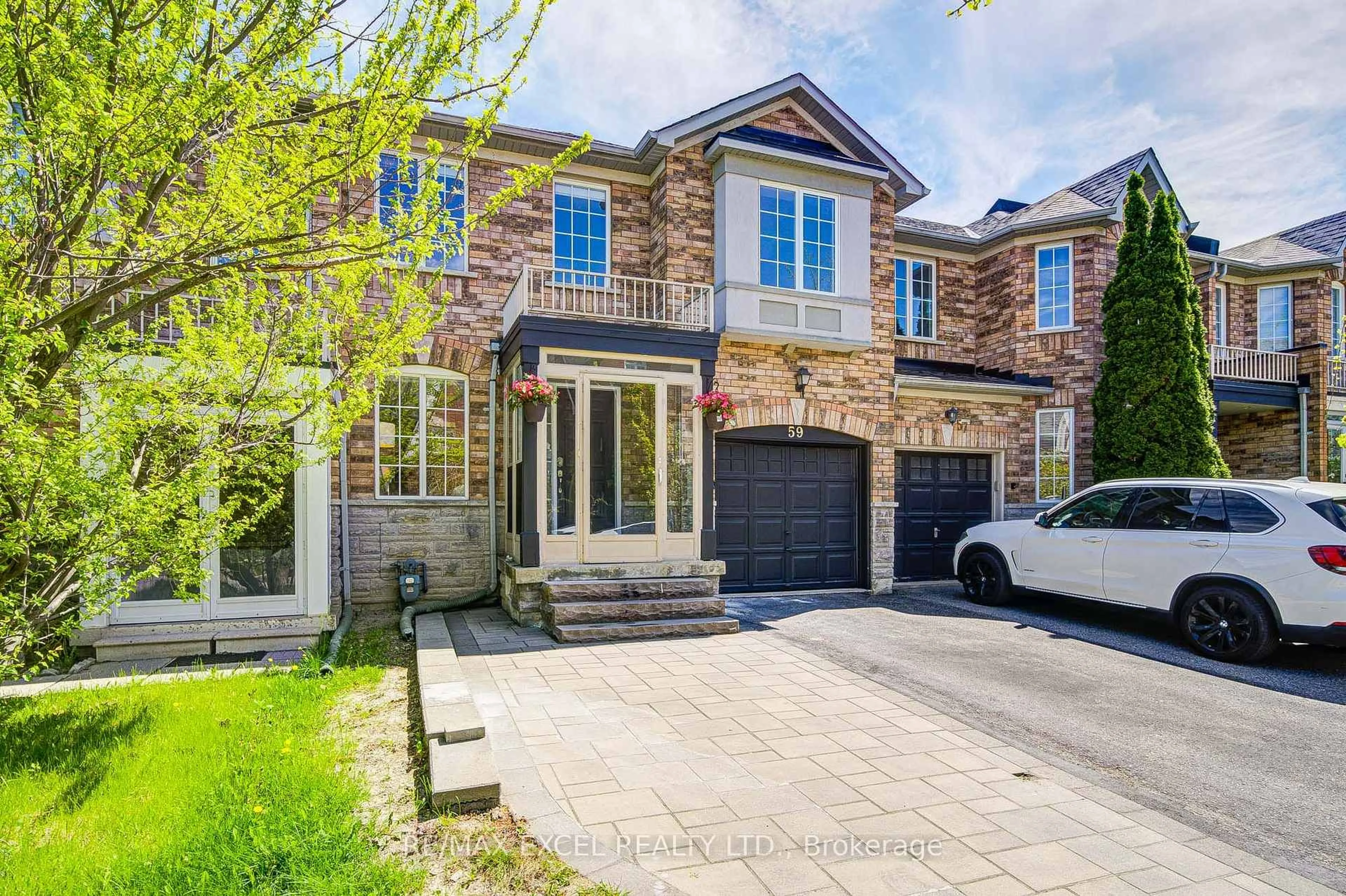 Home with brick exterior material, street for 59 Bassett Ave, Richmond Hill Ontario L4B 4J9