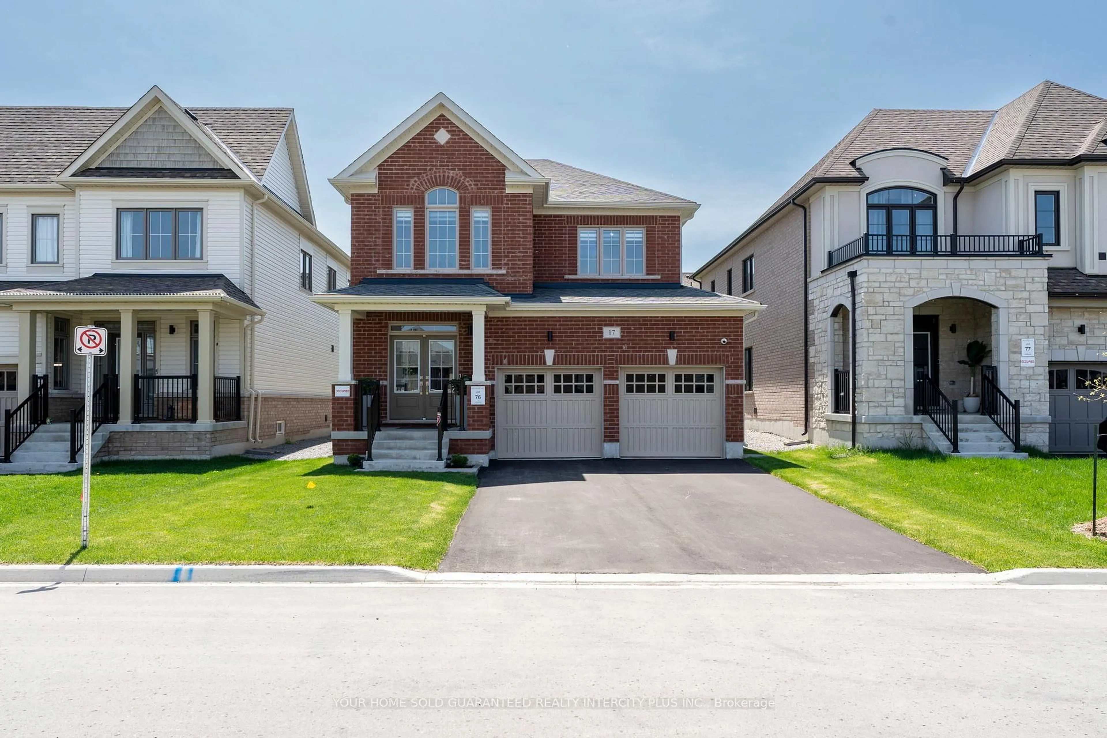 Home with brick exterior material, street for 17 Stennett Dr, Georgina Ontario L4P 0J4