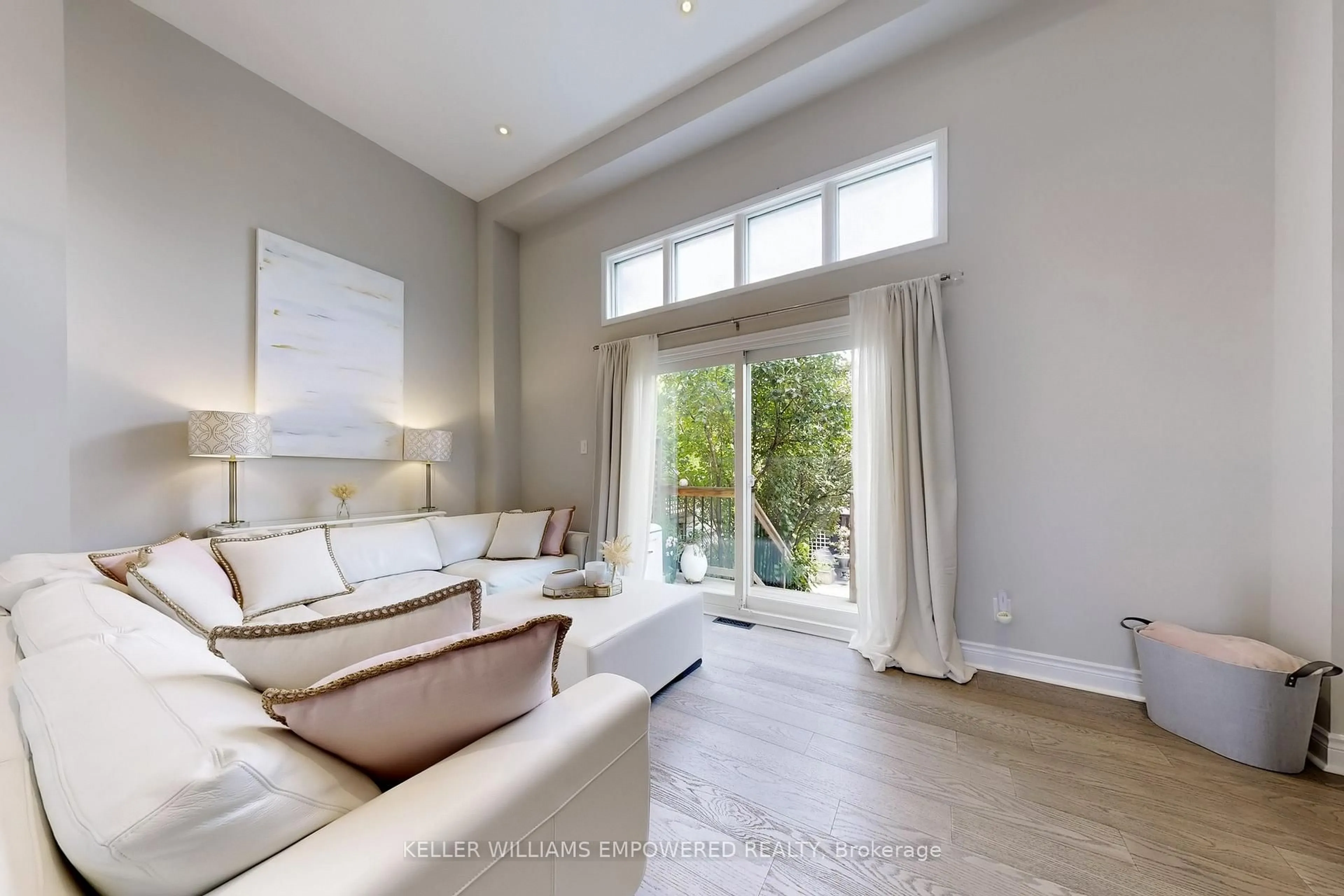 Living room with furniture, unknown for 69 Crieff Ave, Vaughan Ontario L6A 2B9