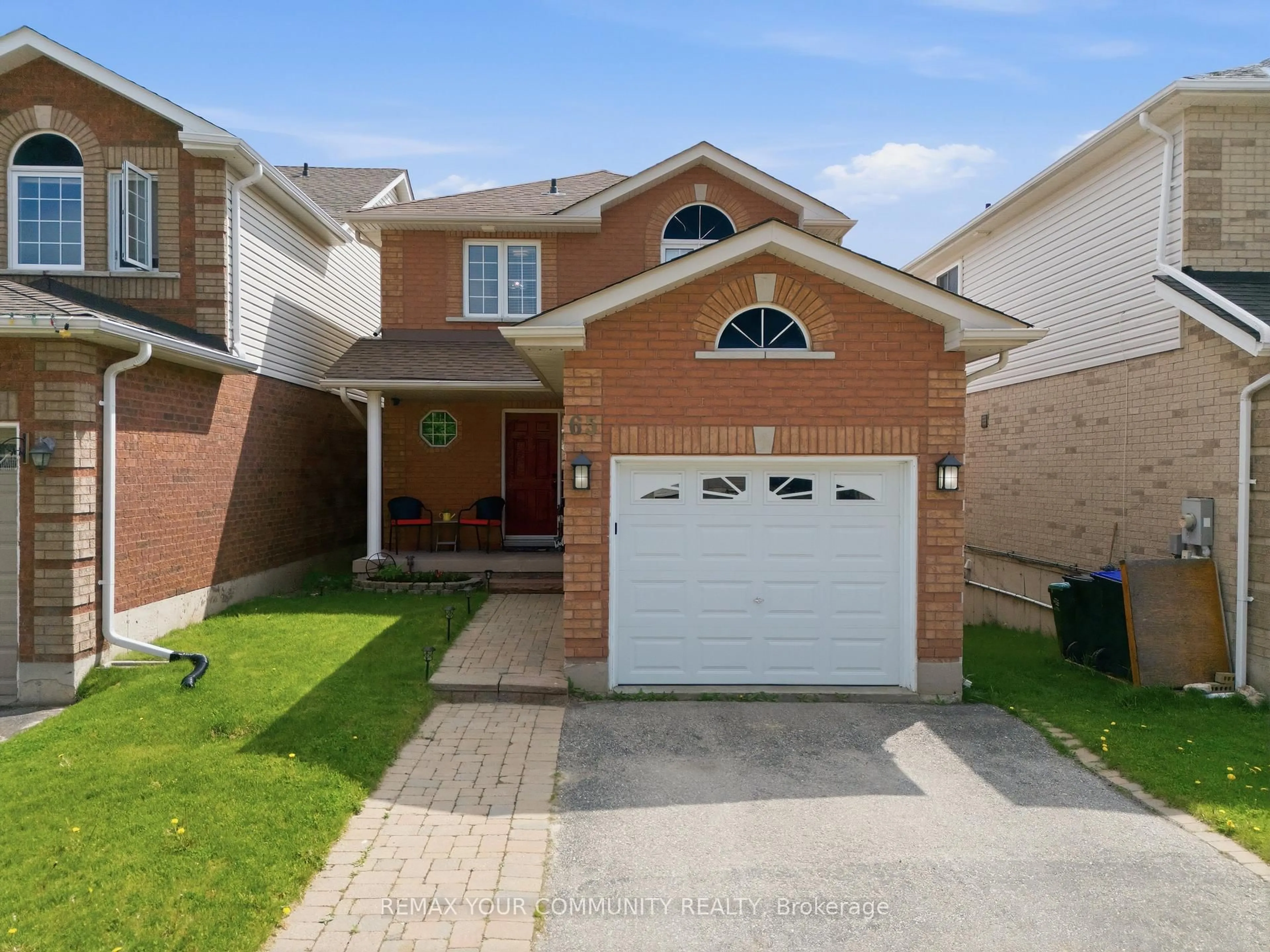 Home with brick exterior material, street for 65 Adams St, Bradford West Gwillimbury Ontario L3Z 3E2