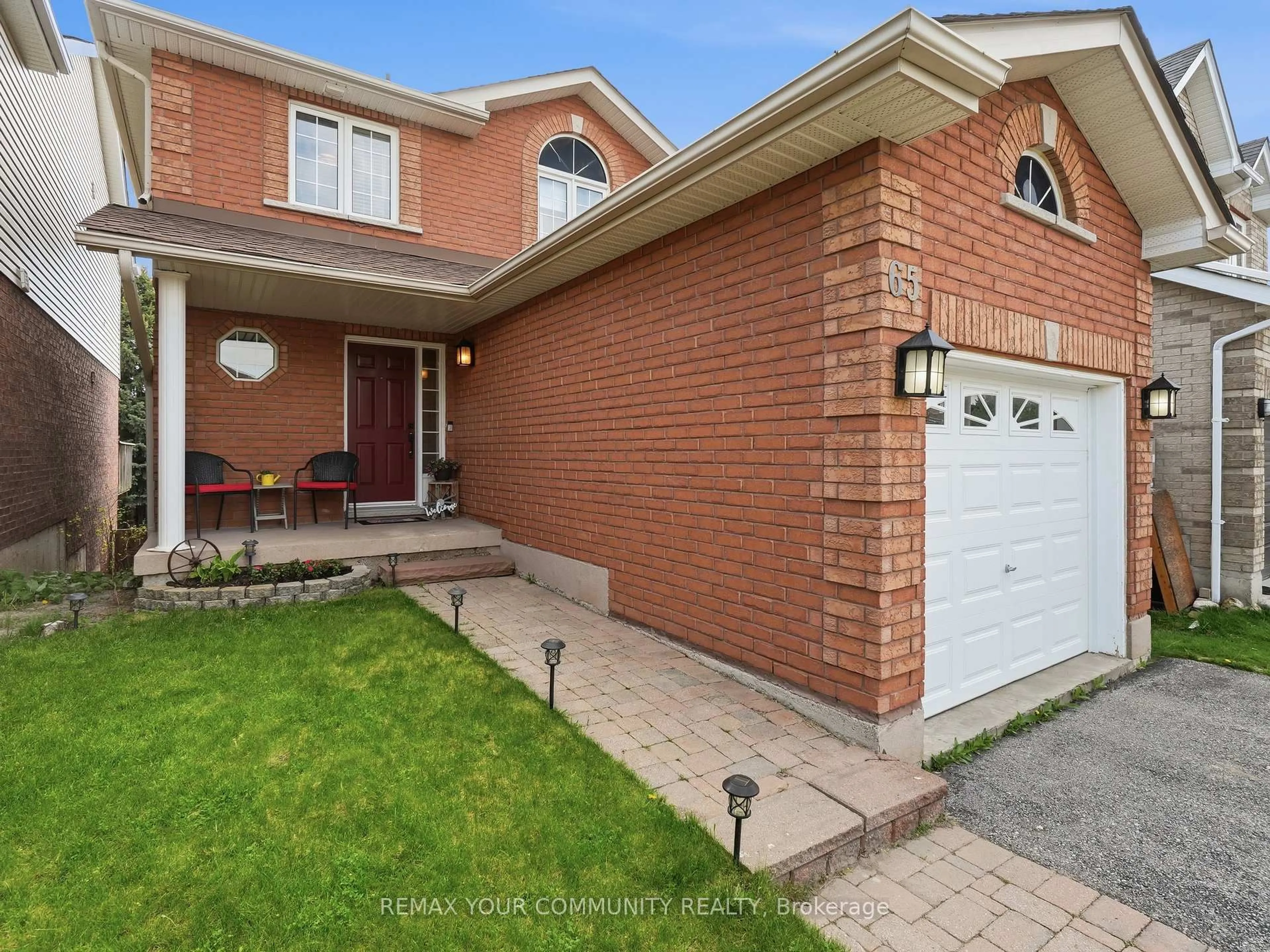 Home with brick exterior material, street for 65 Adams St, Bradford West Gwillimbury Ontario L3Z 3E2