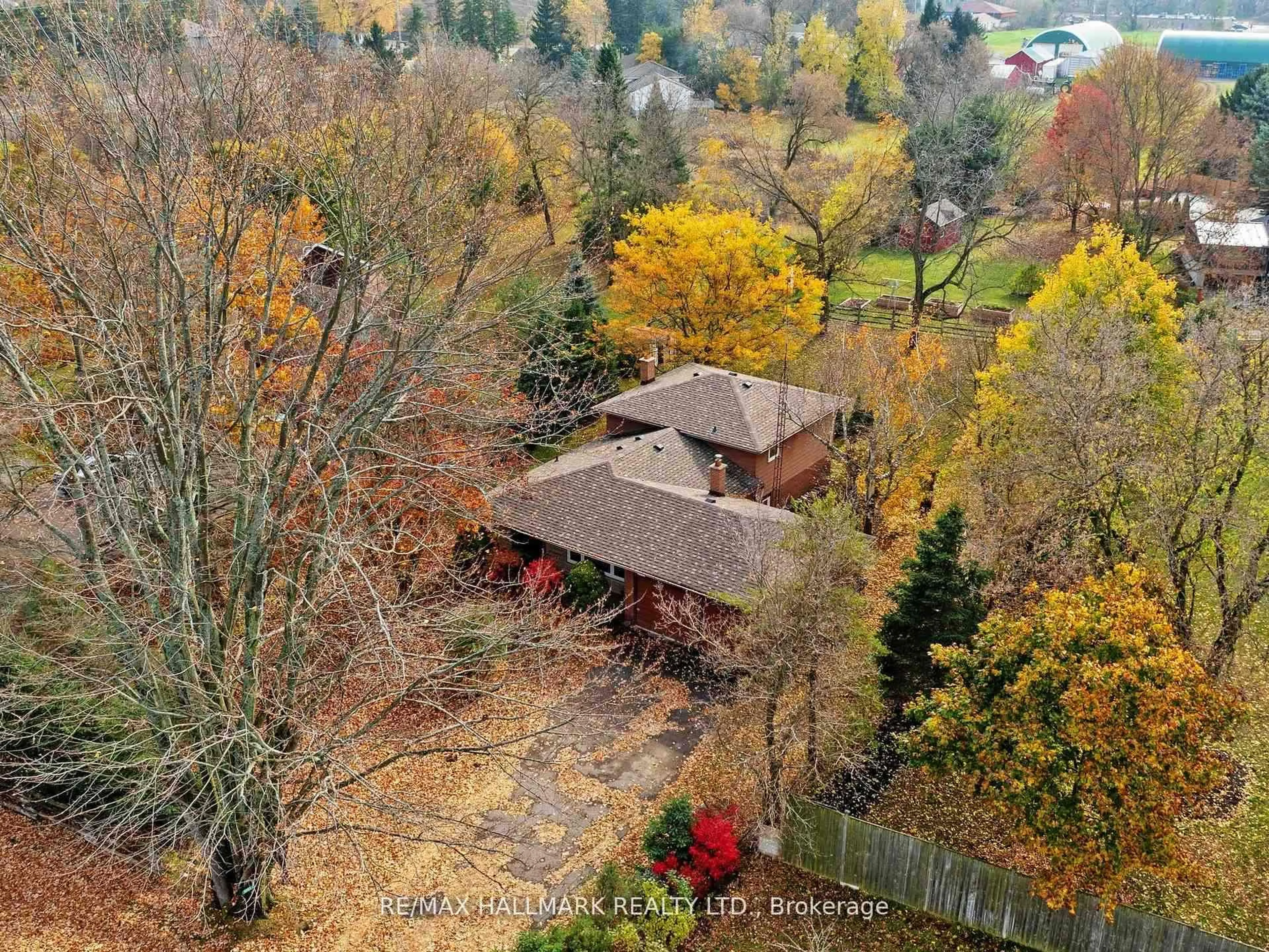 A pic from outside/outdoor area/front of a property/back of a property/a pic from drone, forest/trees view for 5193 Aurora Rd, Whitchurch-Stouffville Ontario L4A 7X4