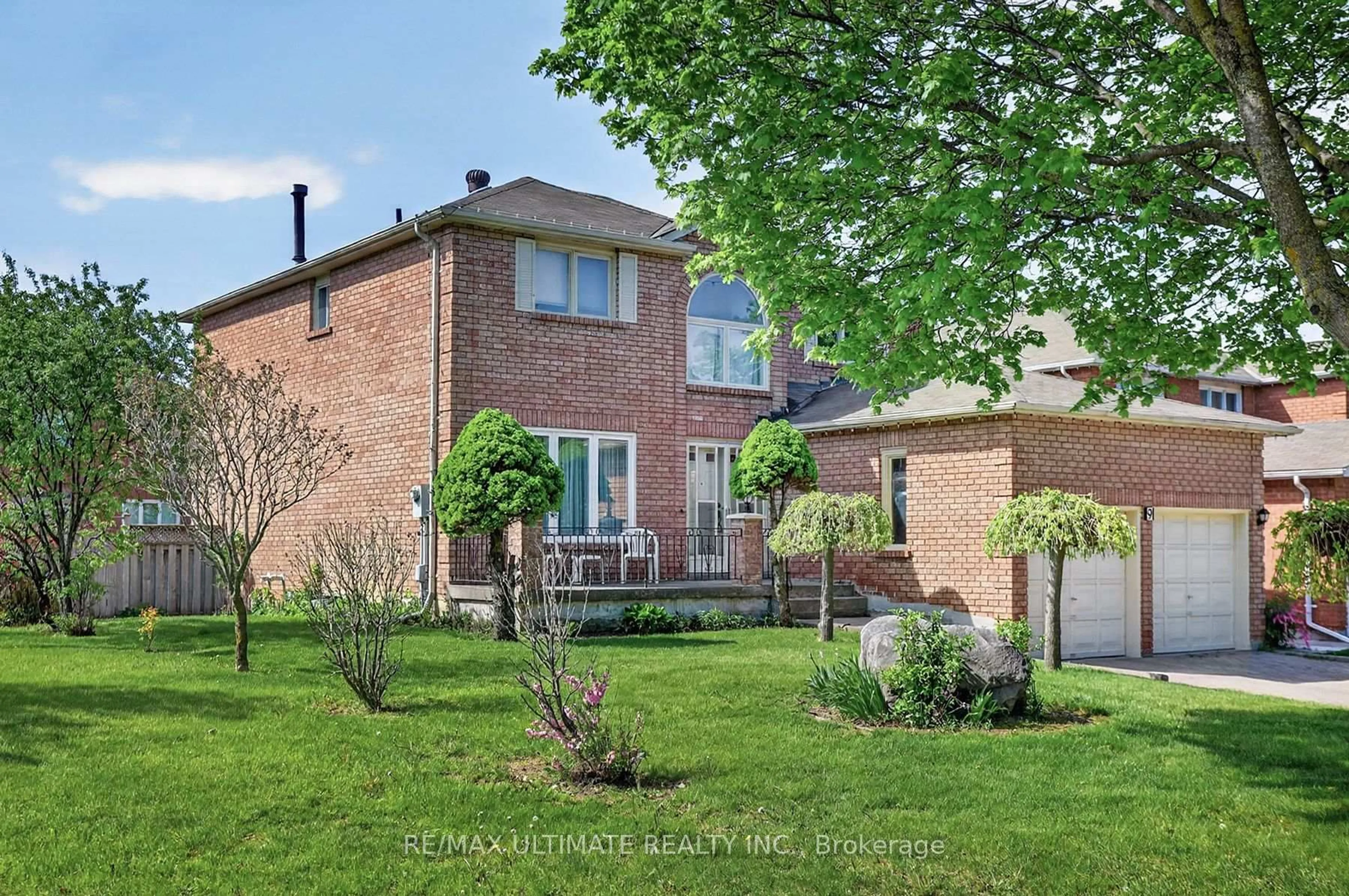 Unknown for 9 Avoca Dr, Markham Ontario L3R 8X9