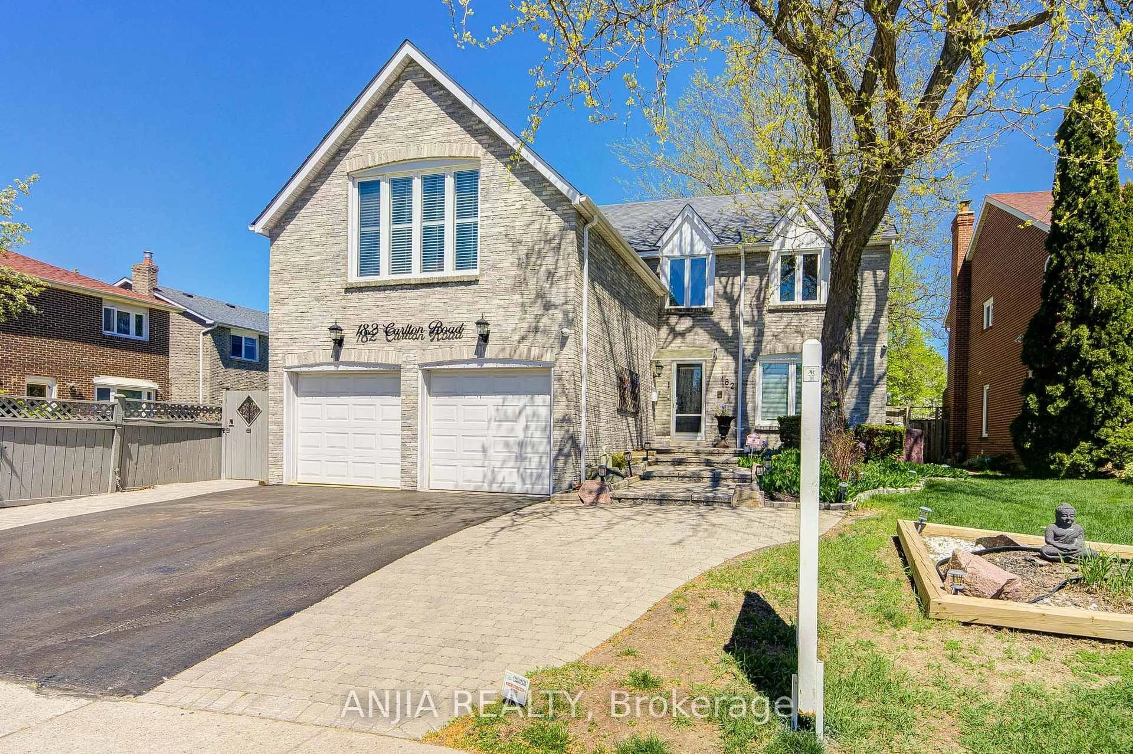 Home with brick exterior material, street for 182 Carlton Rd, Markham Ontario L3R 3L8
