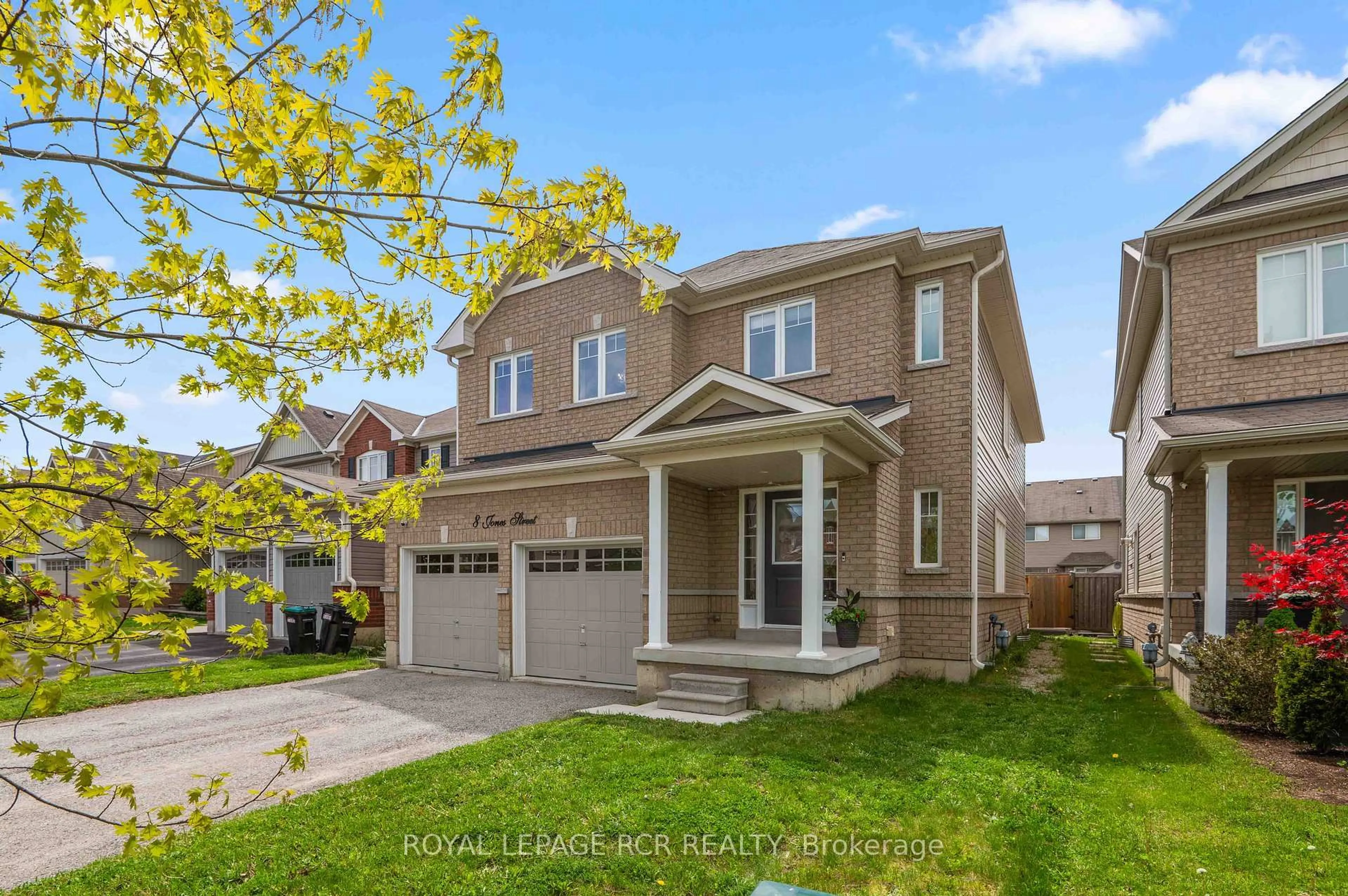Home with brick exterior material, street for 8 Jones St, New Tecumseth Ontario L9R 0C1