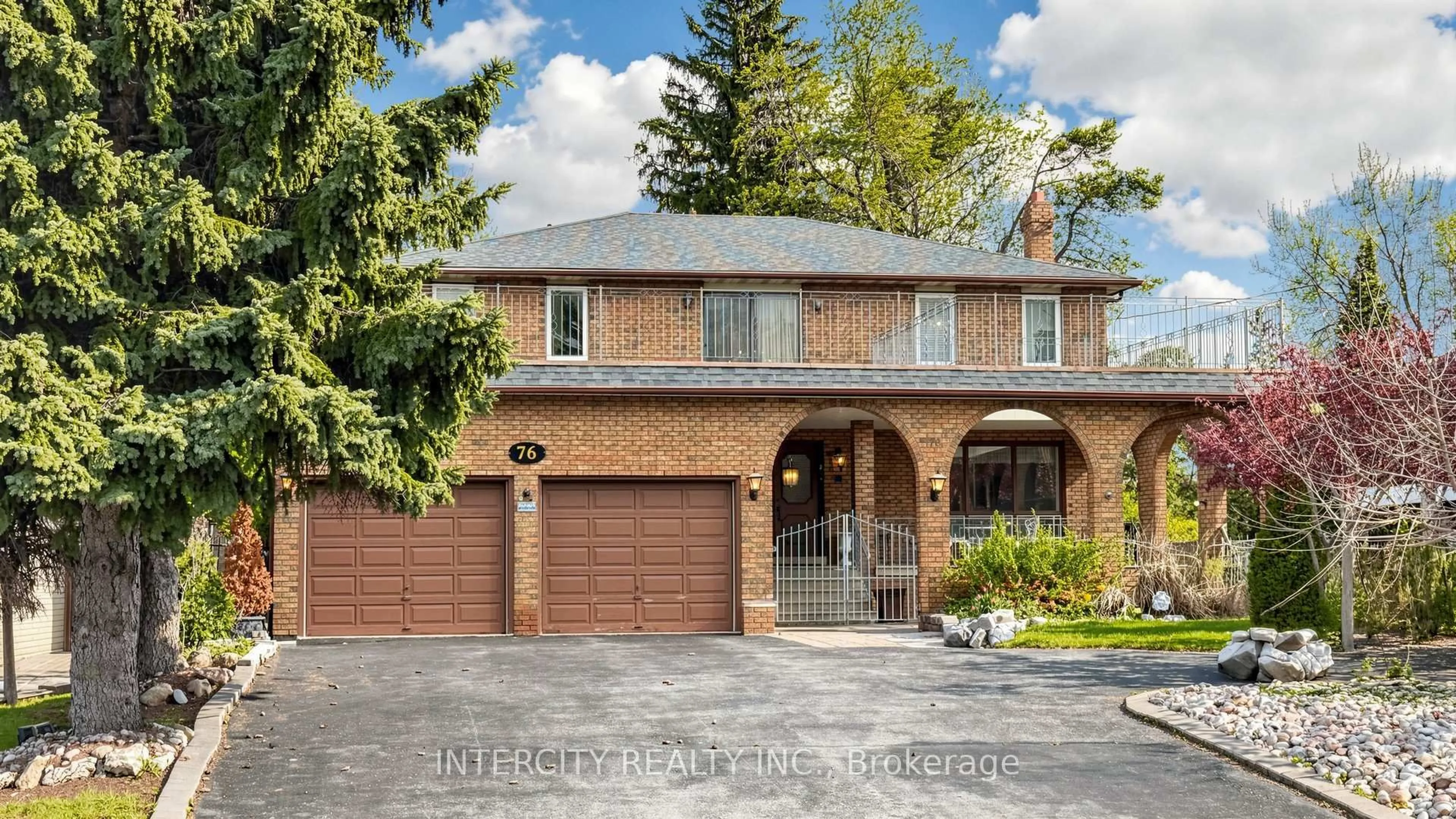 Home with brick exterior material, street for 76 Spruce Ave, Richmond Hill Ontario L4C 6W1