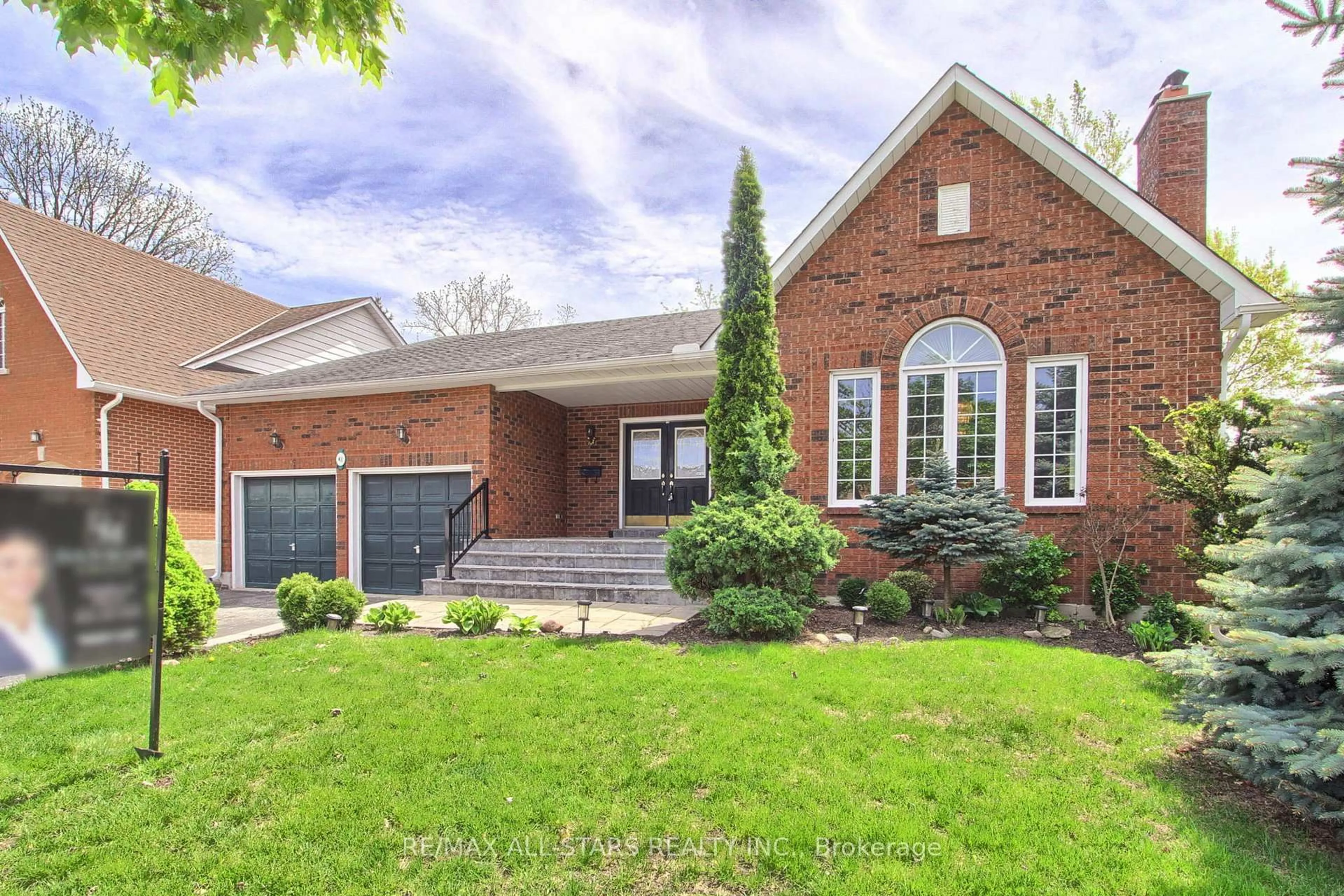 Home with brick exterior material, street for 41 Captain Armstrong Lane, Markham Ontario L3P 3E1