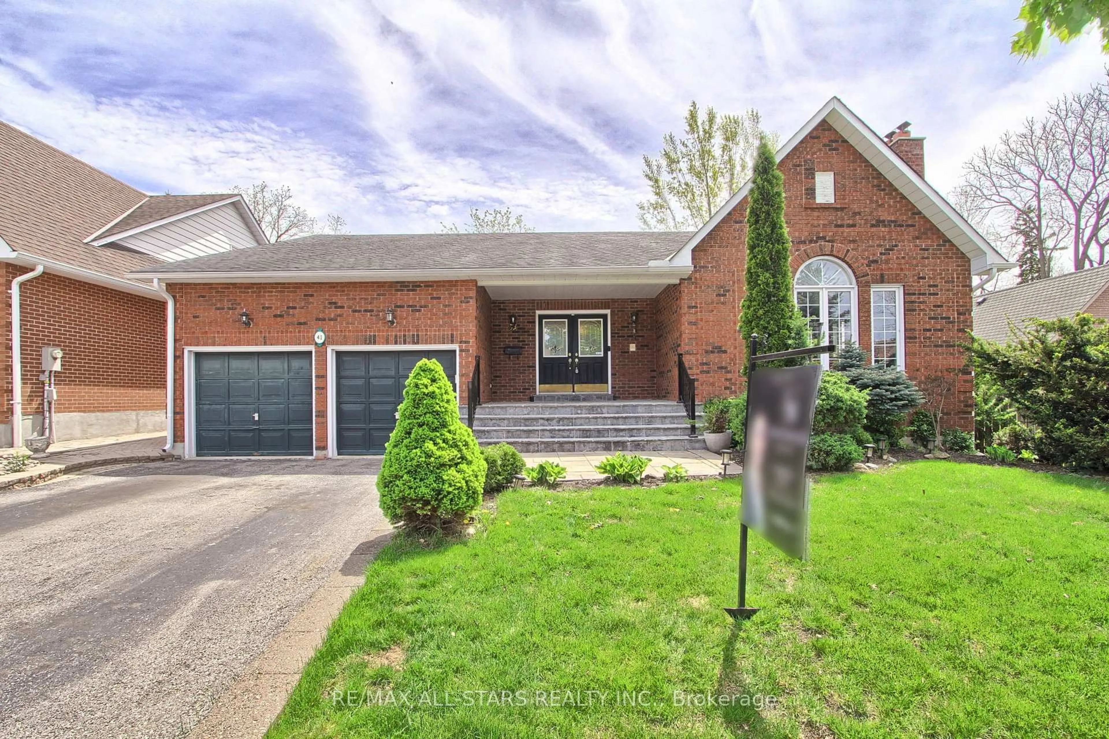 Home with brick exterior material, street for 41 Captain Armstrong Lane, Markham Ontario L3P 3E1