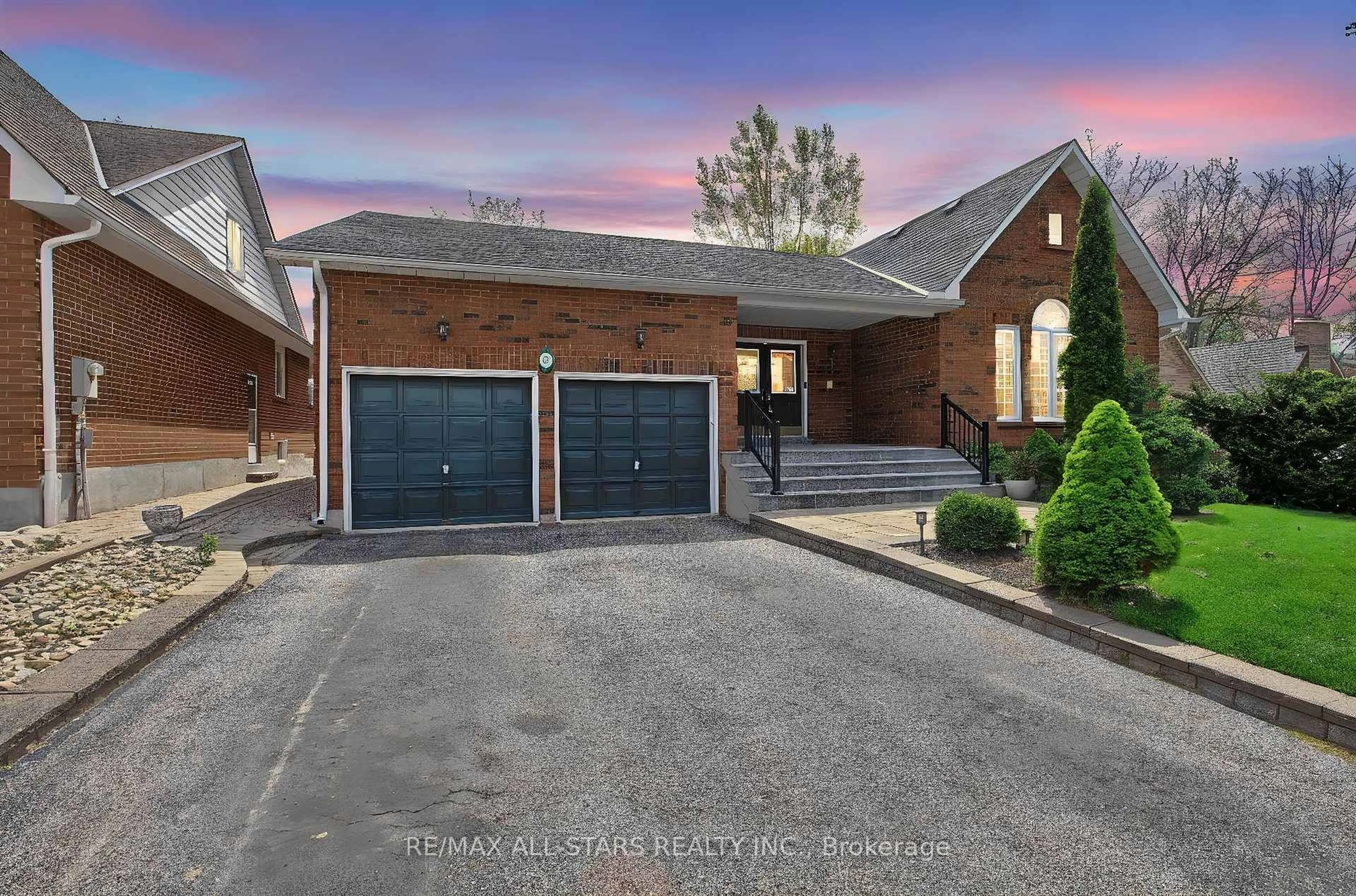 Home with brick exterior material, street for 41 Captain Armstrong Lane, Markham Ontario L3P 3E1