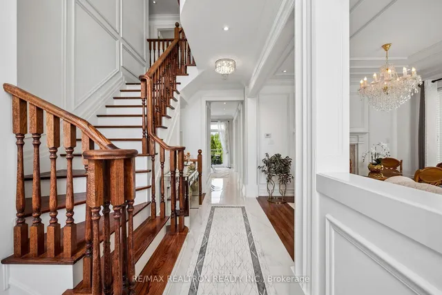 156 Tower Hill Rd, Richmond Hill 3