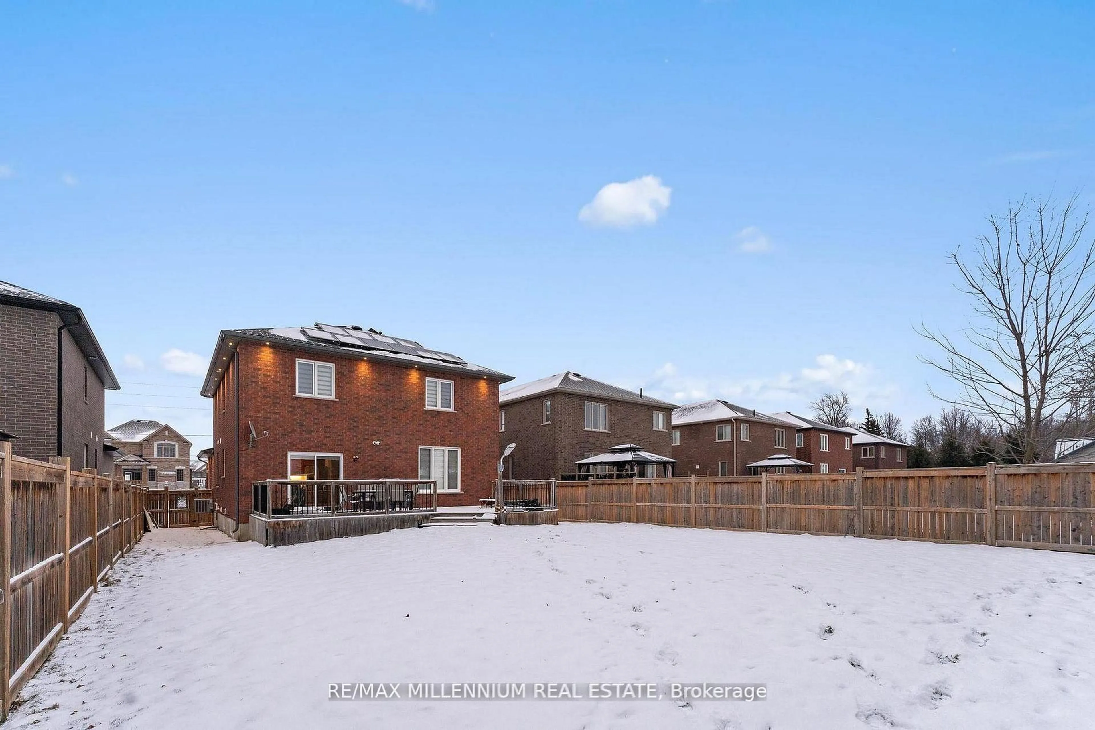 A pic from outside/outdoor area/front of a property/back of a property/a pic from drone, street for 264 Patterson St, New Tecumseth Ontario L0G 1A0