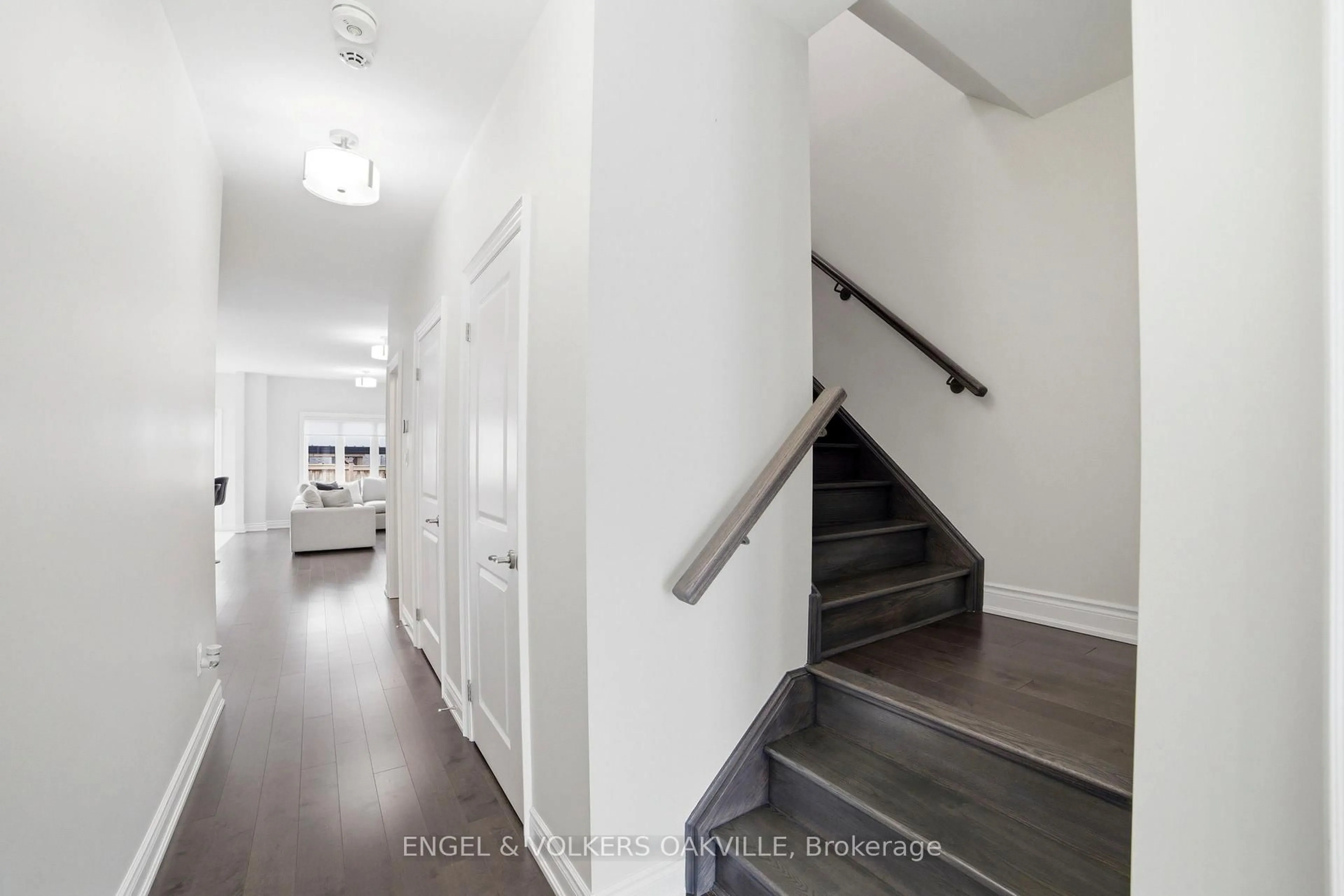 Unknown for 183 Sutherland Ave, Bradford West Gwillimbury Ontario L3Z 4H6