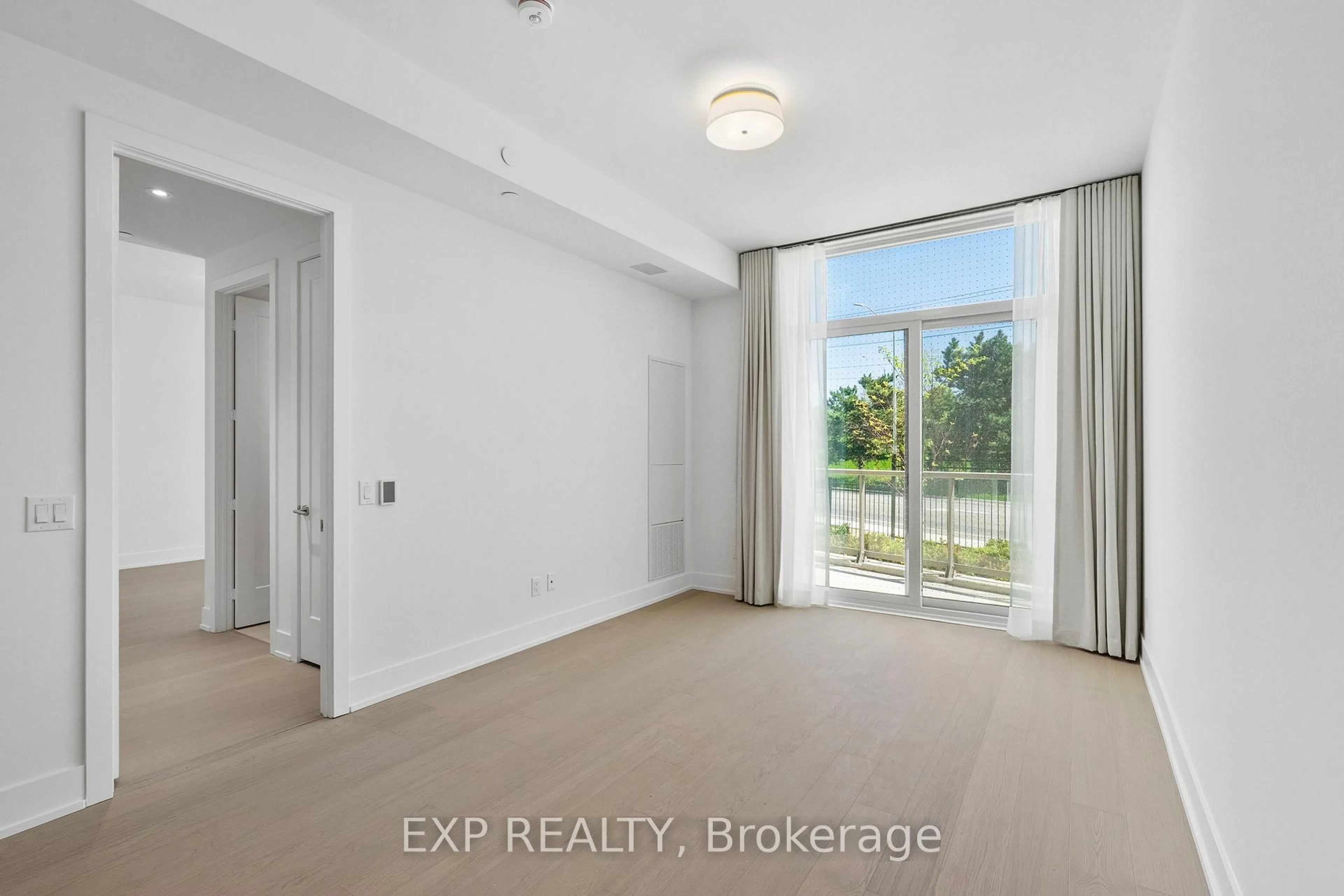 A pic of a room for 399 Royal Orchard Blvd #116, Markham Ontario L3T 0H3
