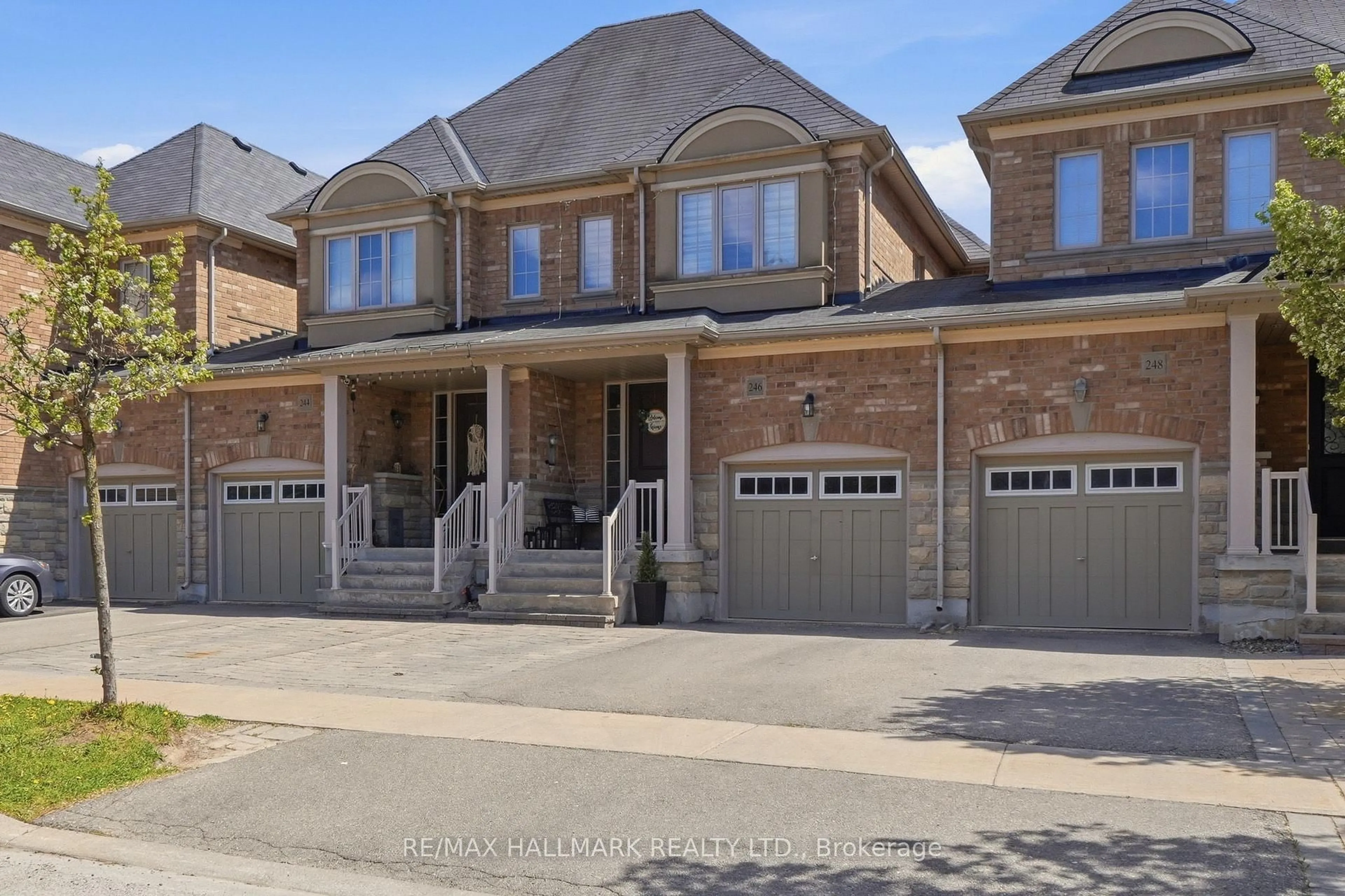Home with brick exterior material, street for 246 Wardlaw Pl, Vaughan Ontario L4H 3L7