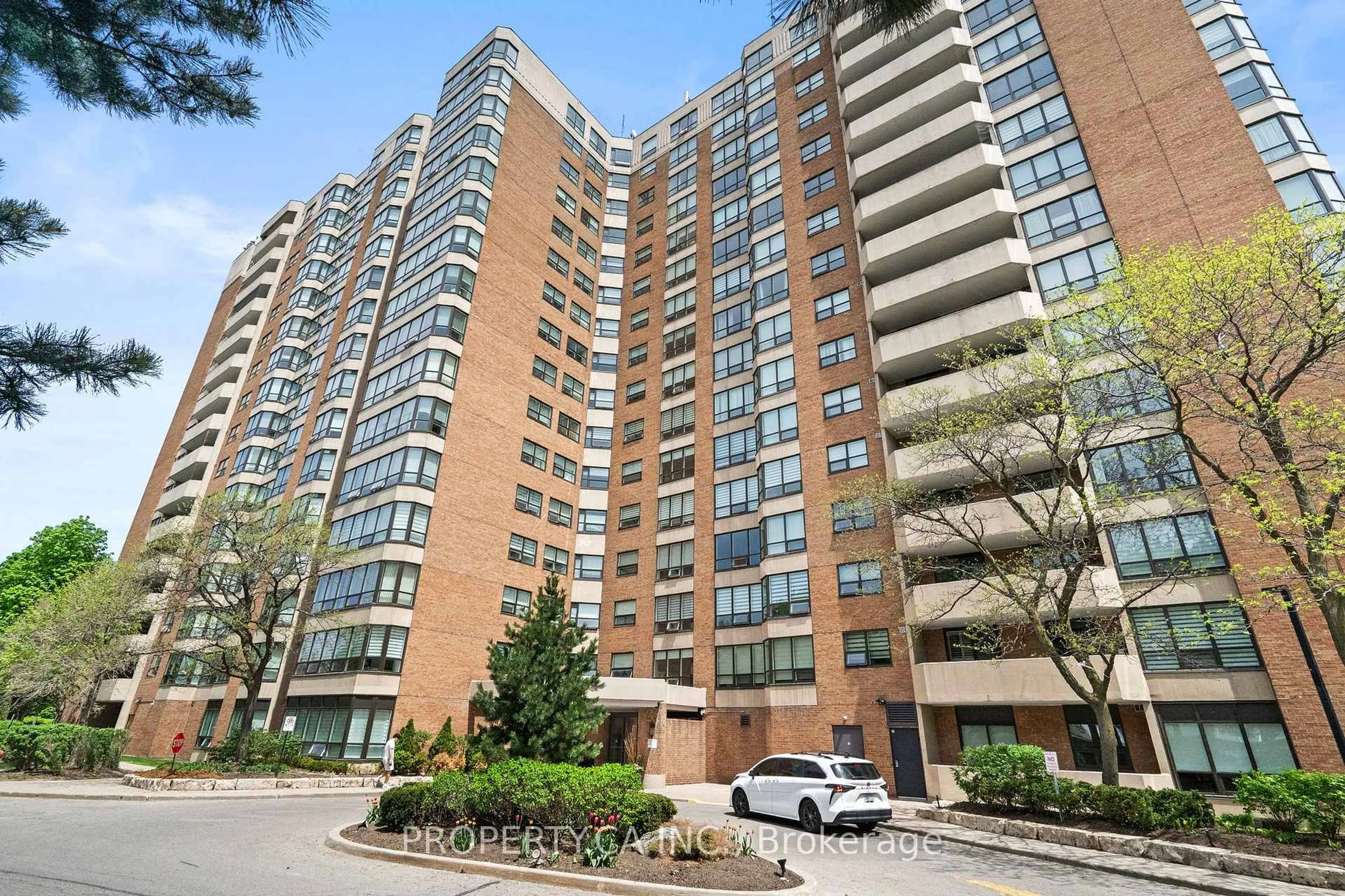 Unknown for 7601 Bathurst St #101, Vaughan Ontario L4J 4H5