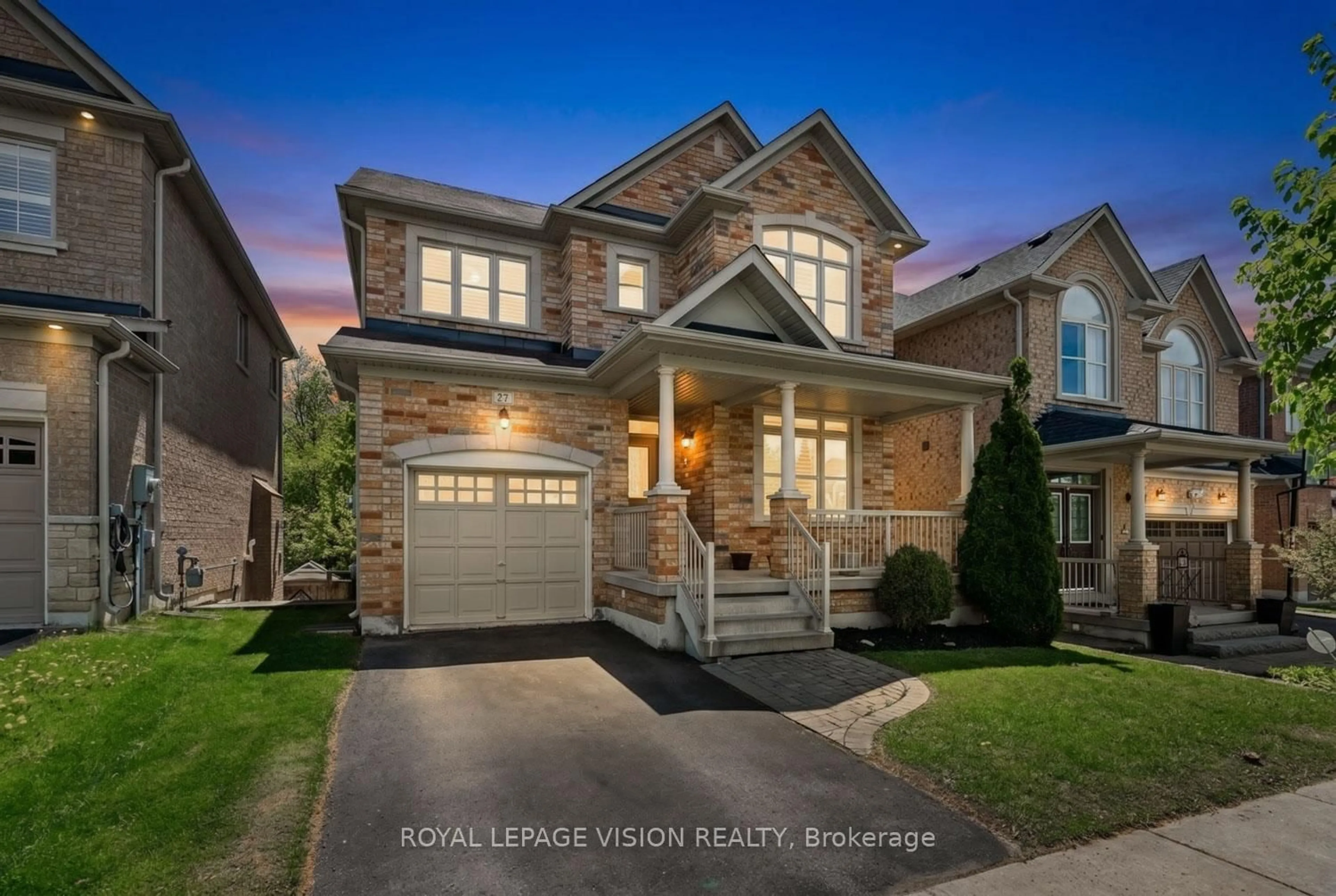 Home with brick exterior material, street for 27 Ida Jane Grve, Whitchurch-Stouffville Ontario L4A 0S3