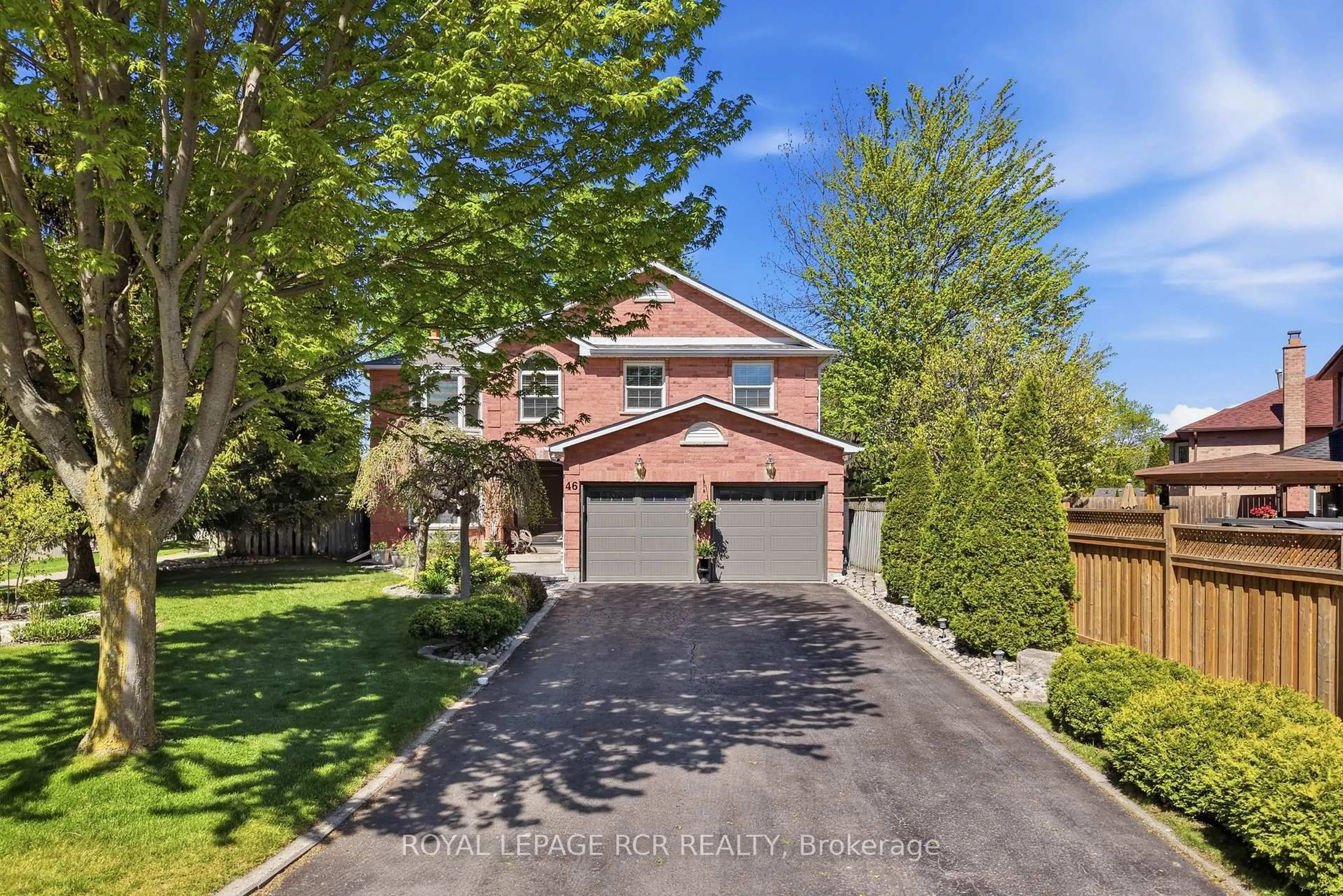 Home with brick exterior material, street for 46 Tannery Creek Cres, Aurora Ontario L4G 5K9