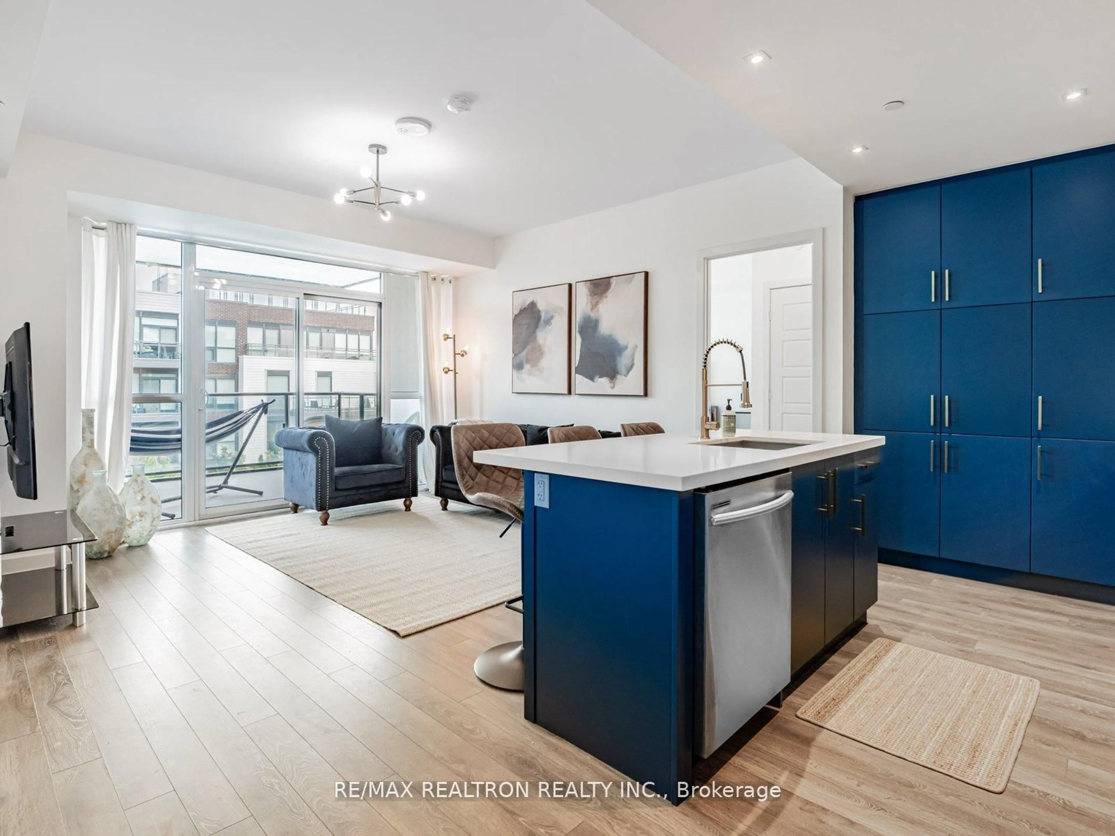 Open concept kitchen, unknown for 375 Sea Ray Ave #315, Innisfil Ontario L9S 0N9
