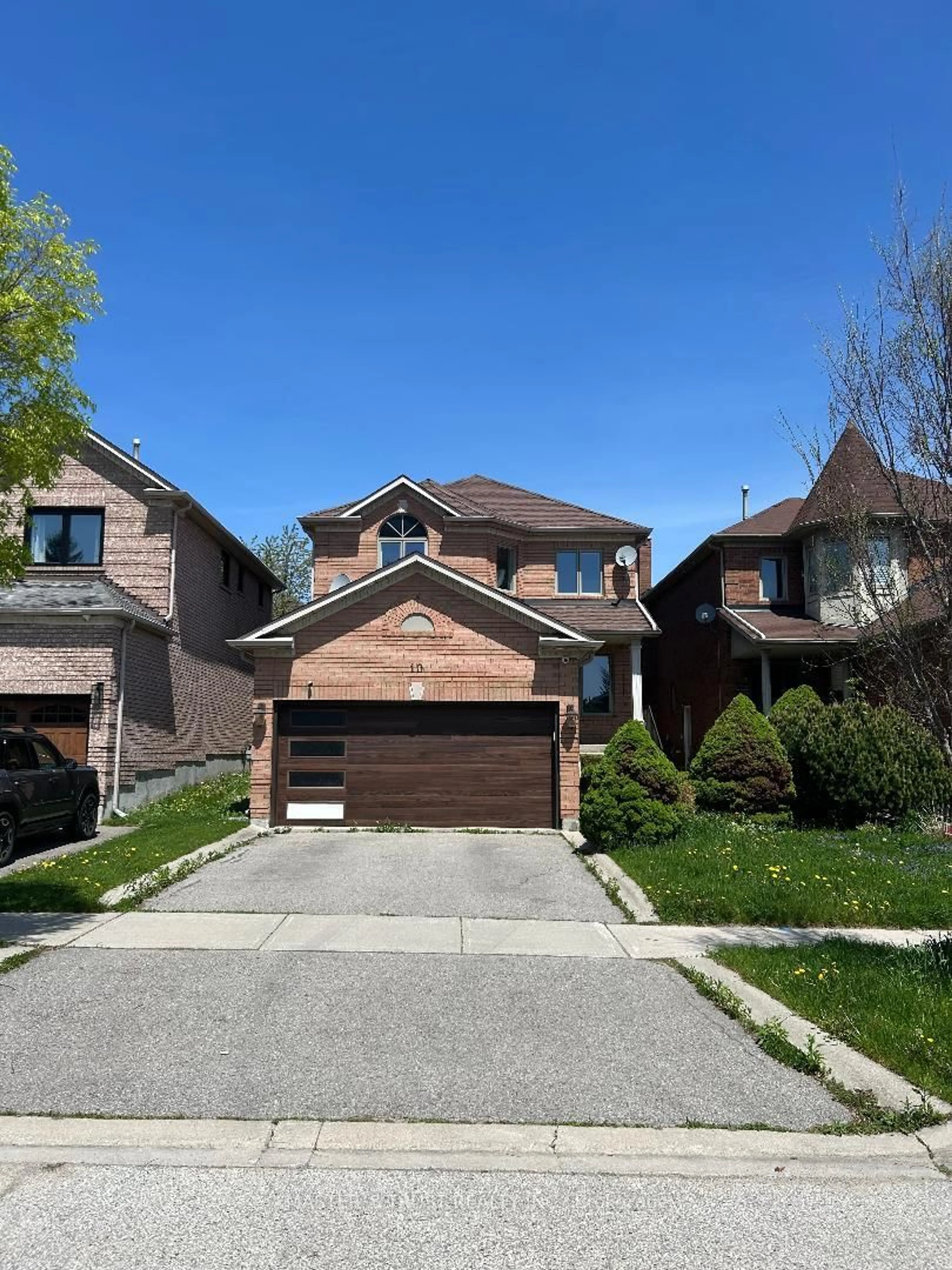 Home with brick exterior material, street for 10 Buckhorn Ave, Richmond Hill Ontario L4C 0E3