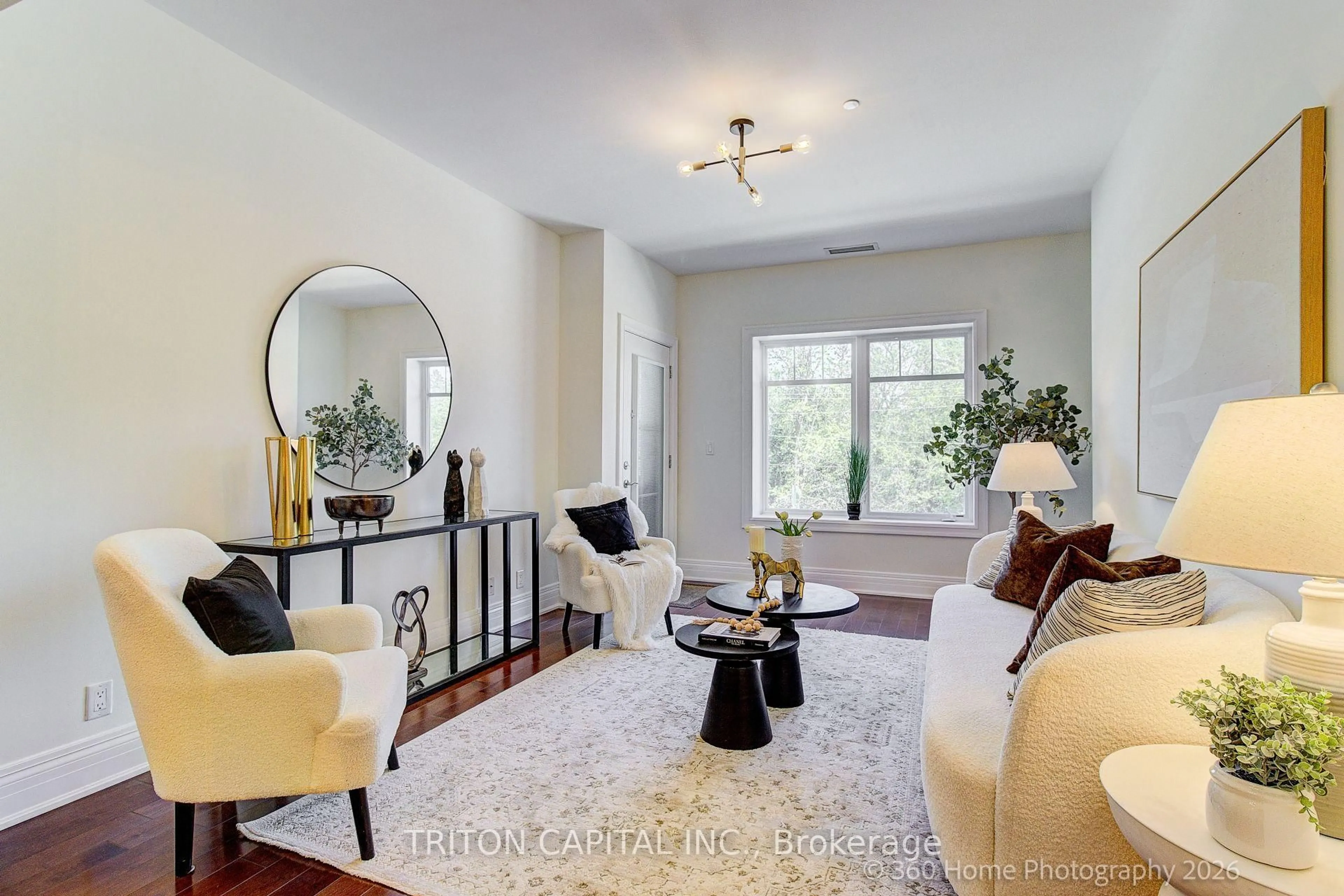 Living room with furniture, unknown for 80 Burns Blvd #336, King Ontario L7B 1L6