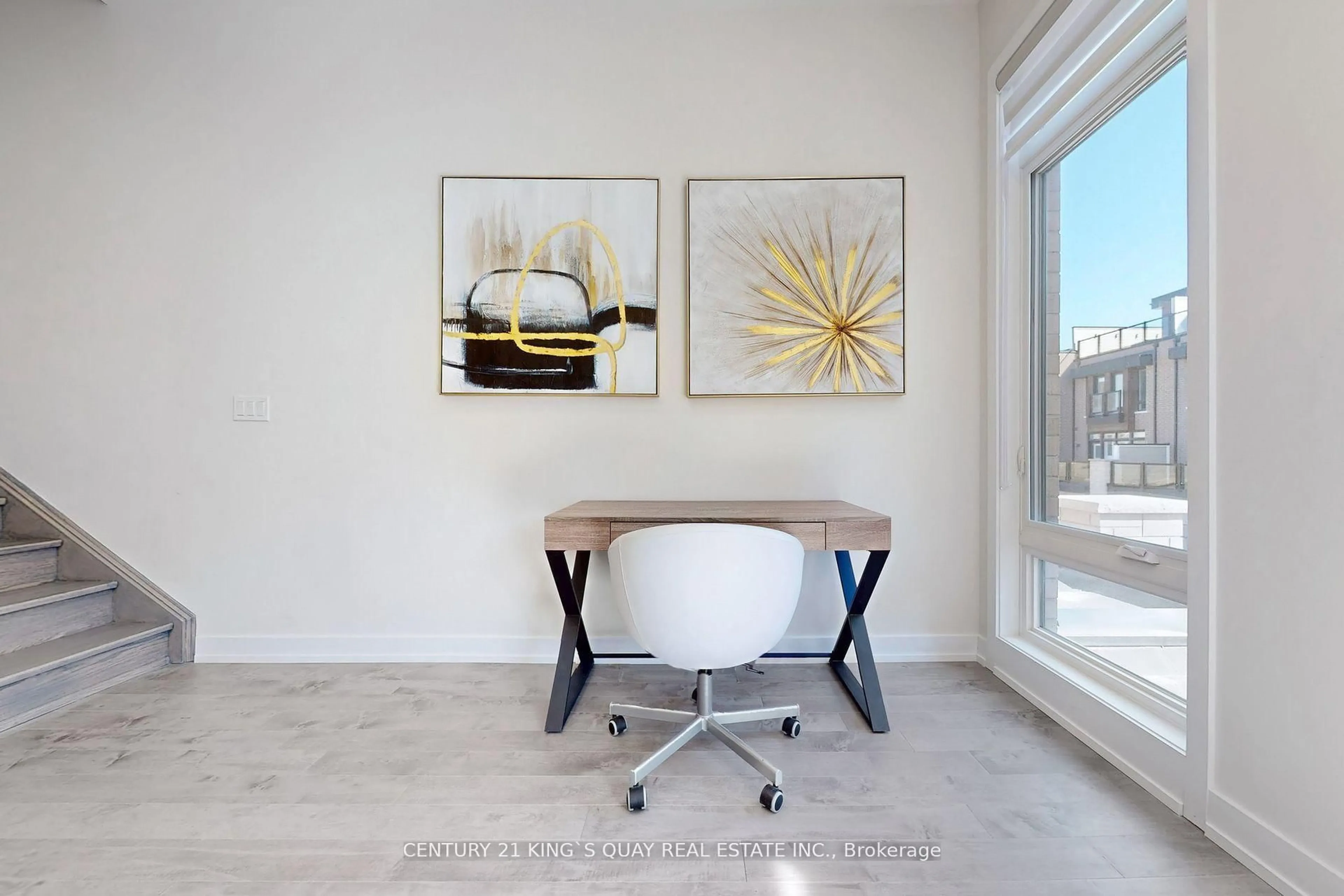 A pic of a room for 16 Credit Lane, Richmond Hill Ontario L4E 1G9