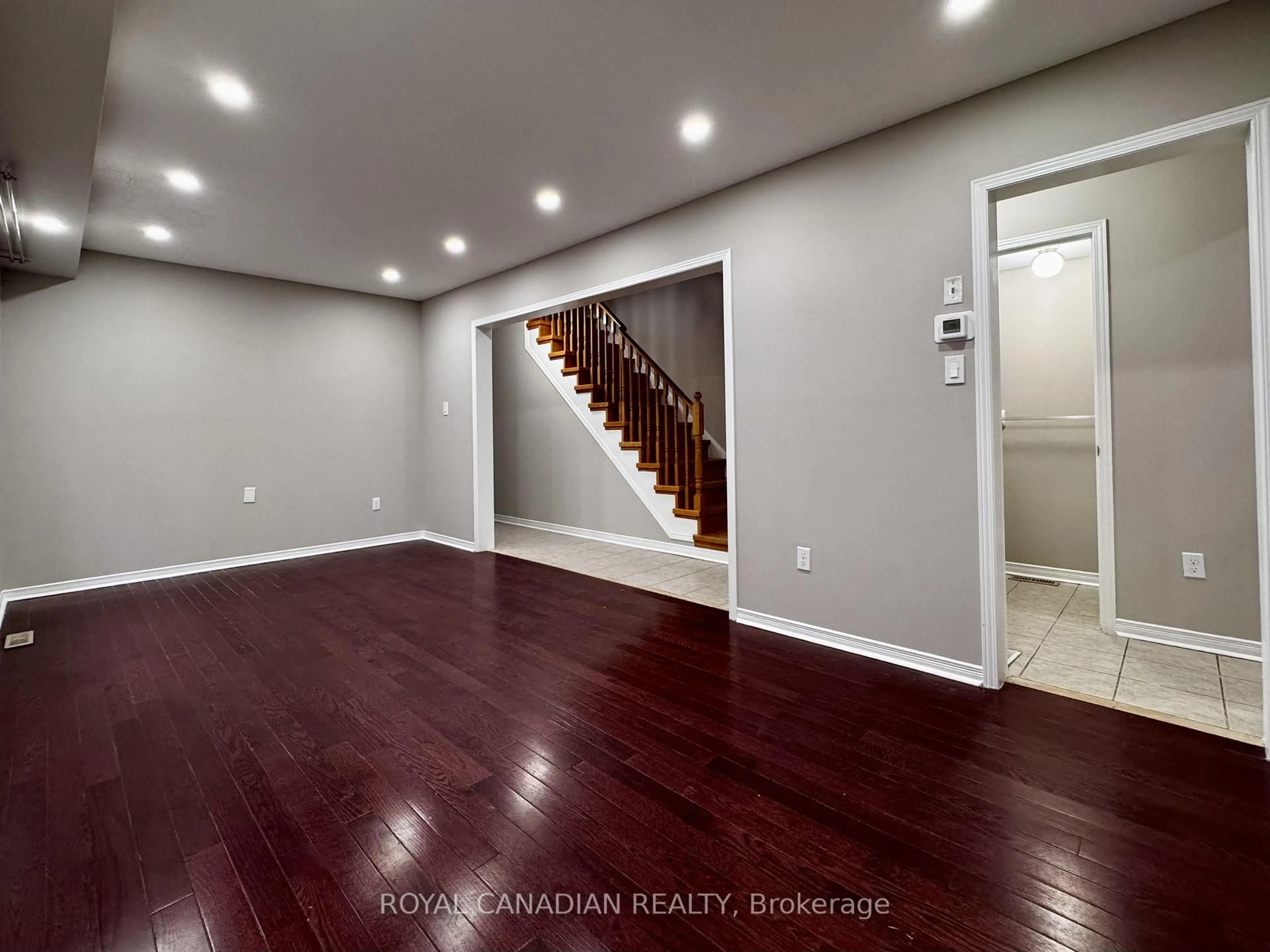 Unknown for 10 Guinevere Rd, Markham Ontario L3S 4S9
