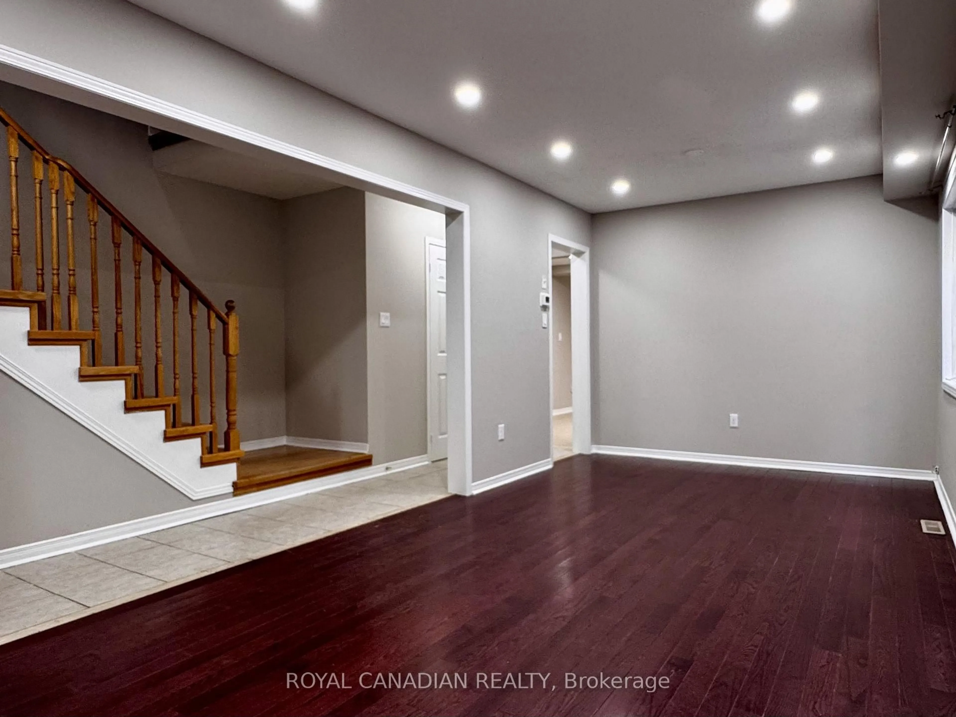 Unknown for 10 Guinevere Rd, Markham Ontario L3S 4S9
