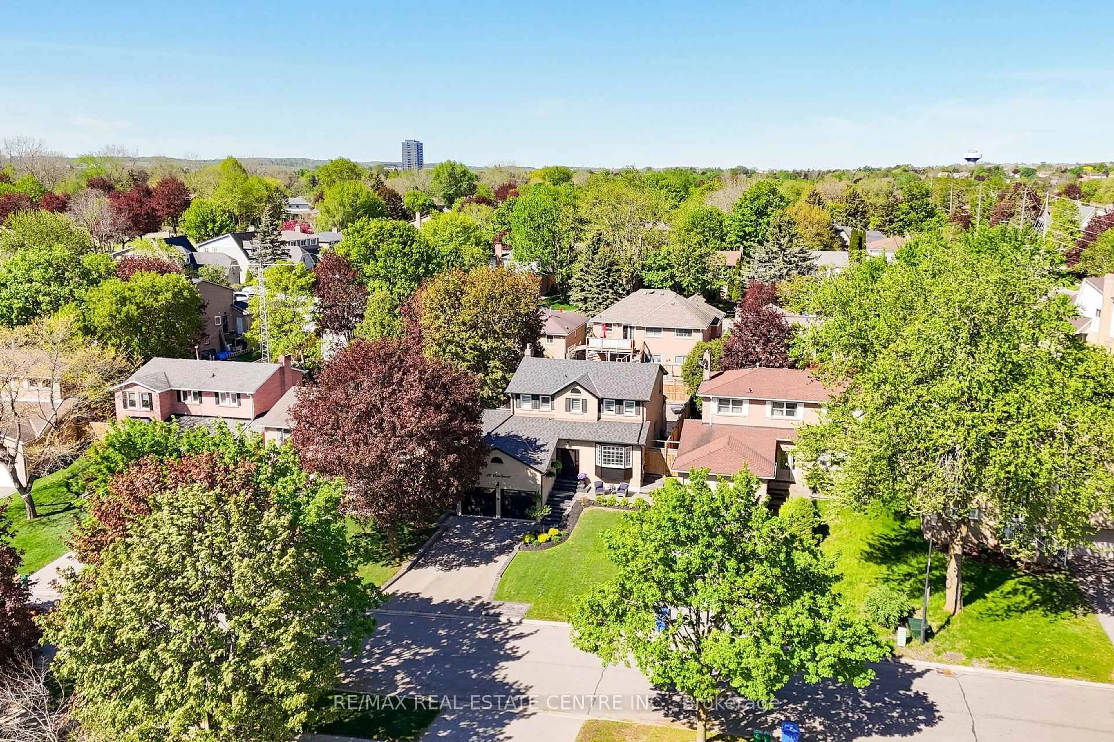 Unknown for 430 Dover Cres, Newmarket Ontario L3Y 6C5