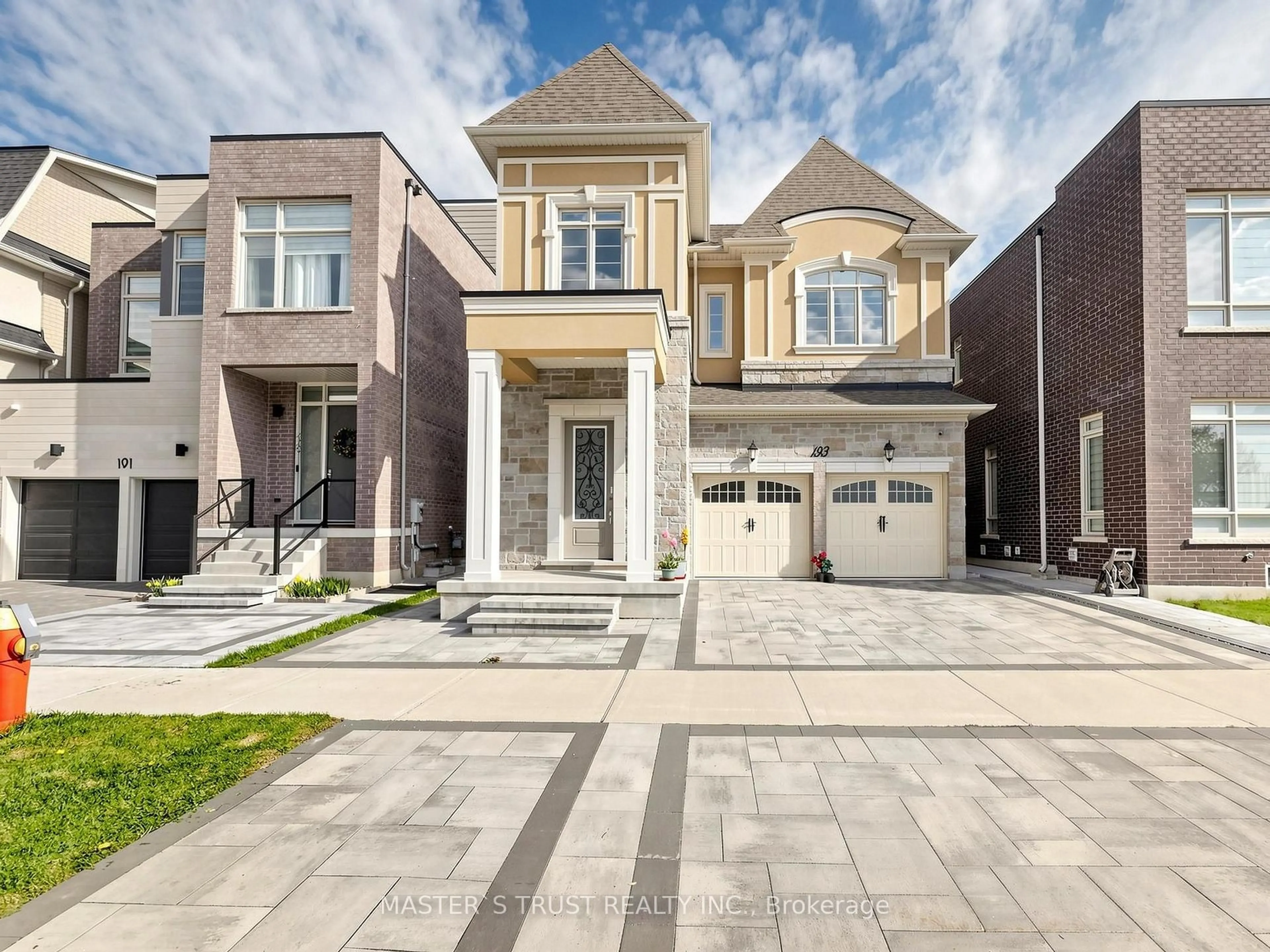 Home with brick exterior material, street for 193 Milky Way, Richmond Hill Ontario L4C 5H3