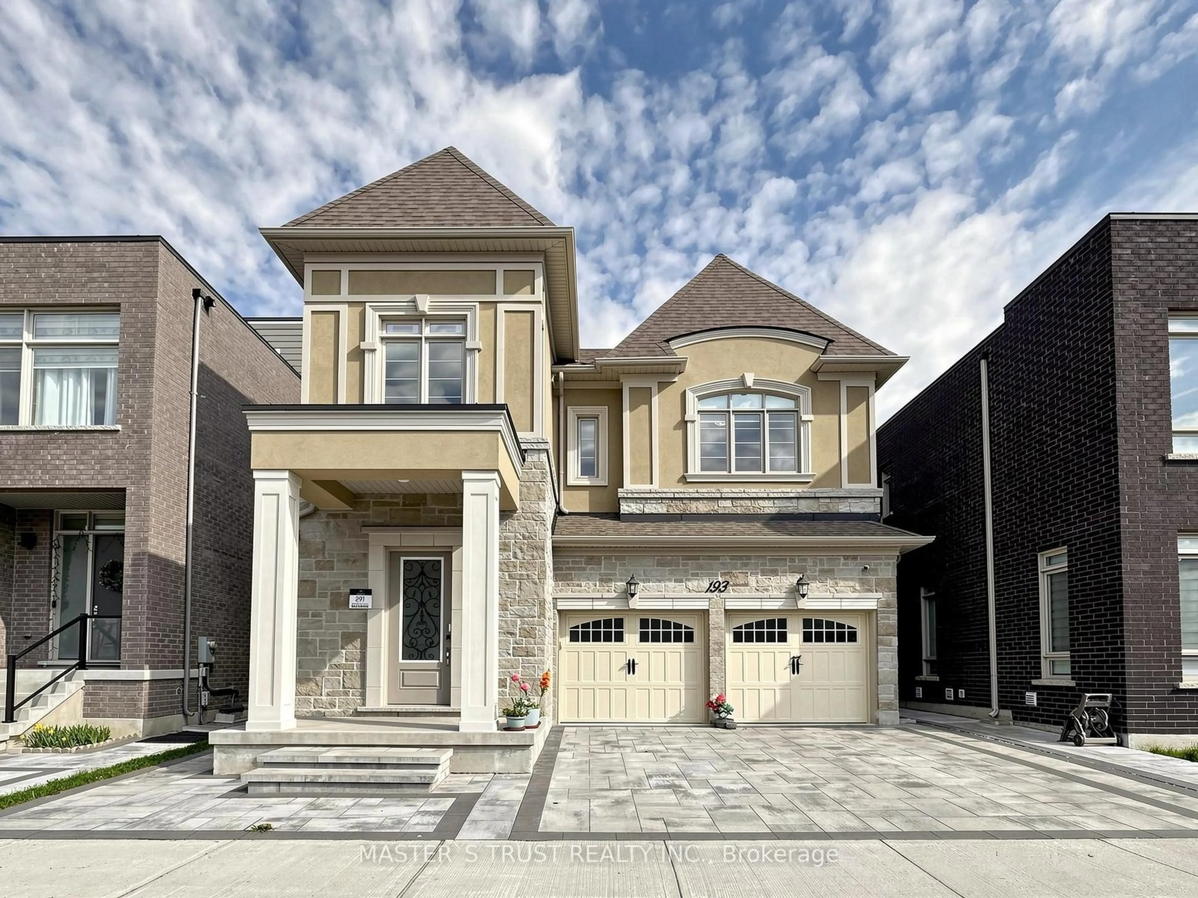 Home with brick exterior material, street for 193 Milky Way, Richmond Hill Ontario L4C 5H3