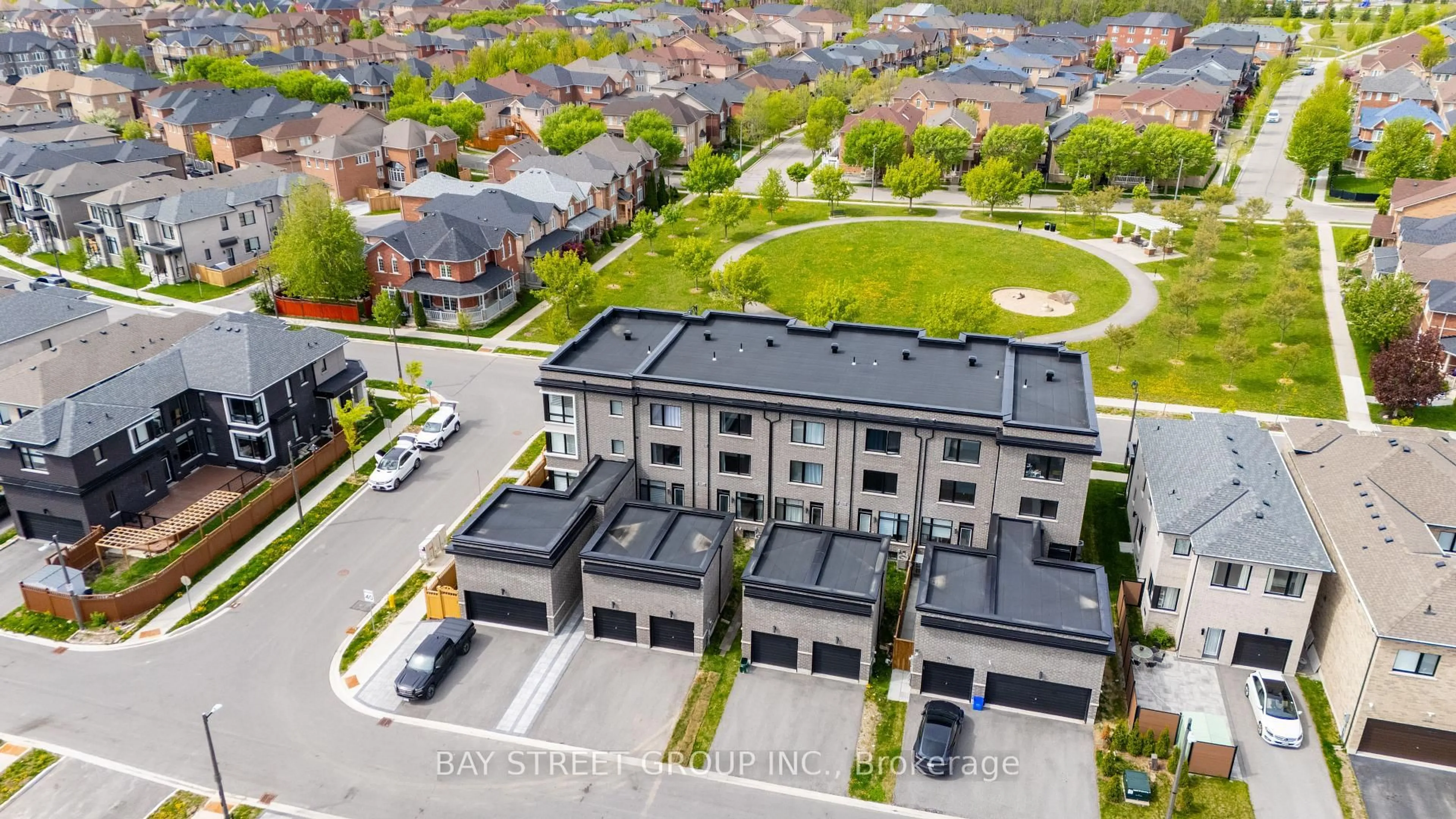A pic from outside/outdoor area/front of a property/back of a property/a pic from drone, street for 223 Webb St, Markham Ontario L6B 0V5