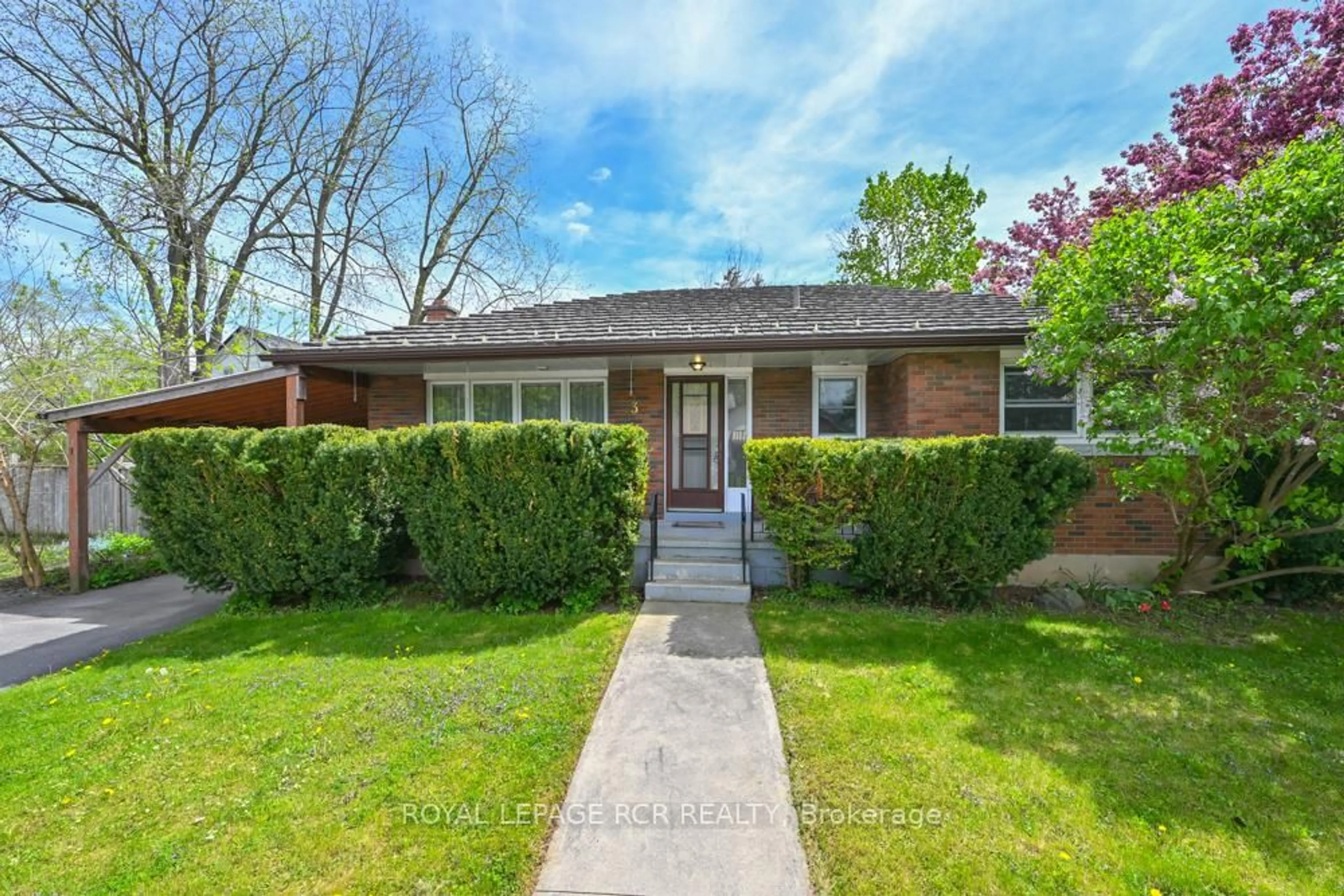 Home with brick exterior material, street for 3 Sullivan Dr, New Tecumseth Ontario L0G 1W0