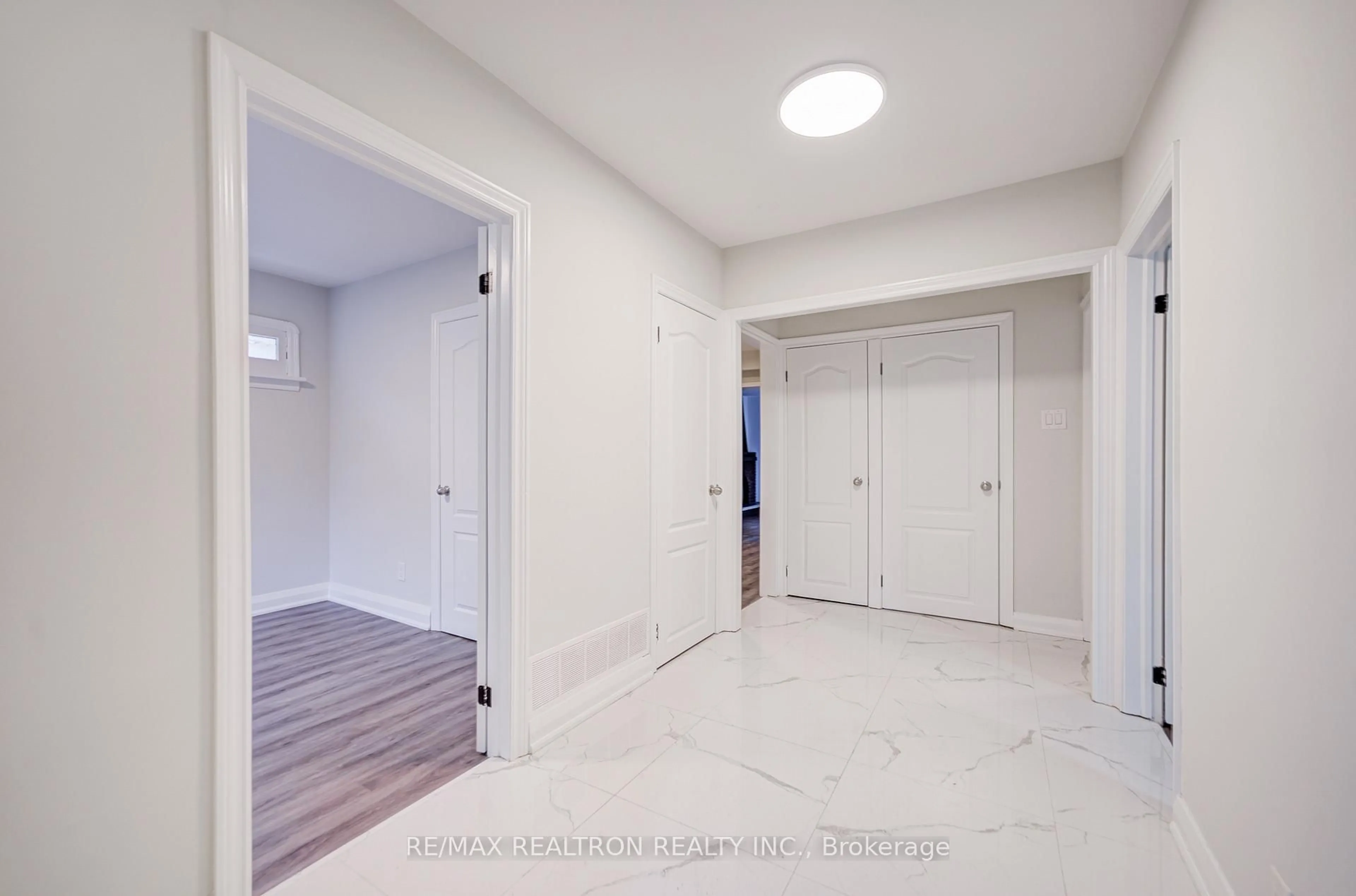 Unknown for 95 Roseview Ave, Richmond Hill Ontario L4C 1C6