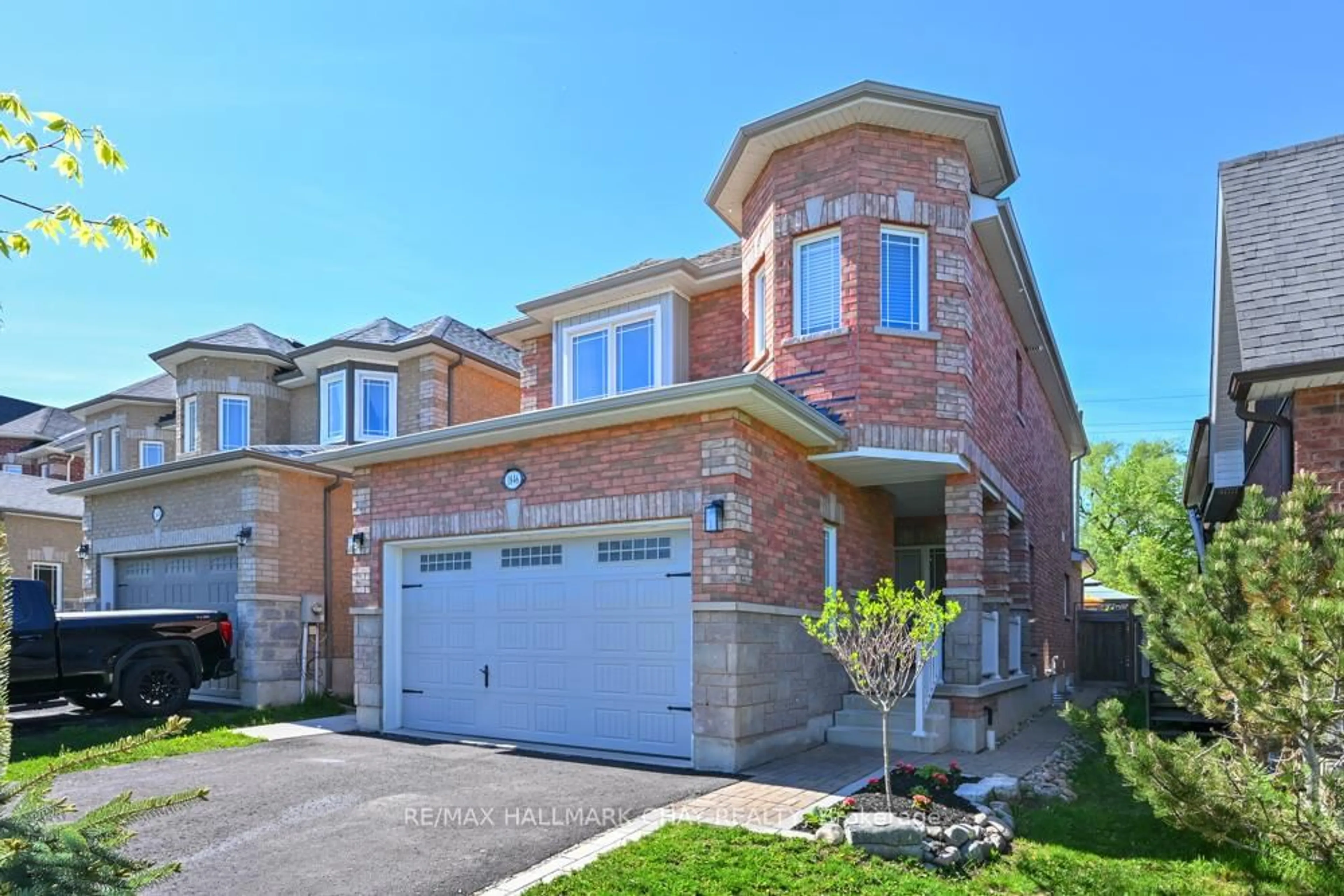 Home with brick exterior material, street for 1846 Lamstone St, Innisfil Ontario L9S 4Z8