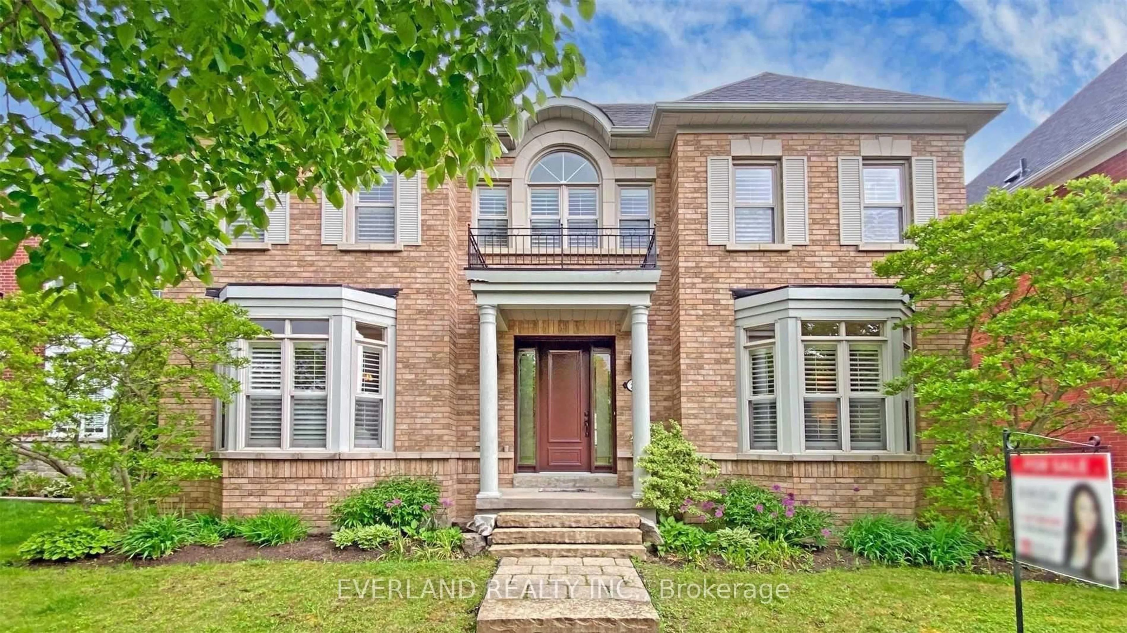 Home with brick exterior material, street for 27 The Fairways St, Markham Ontario L6C 2A3