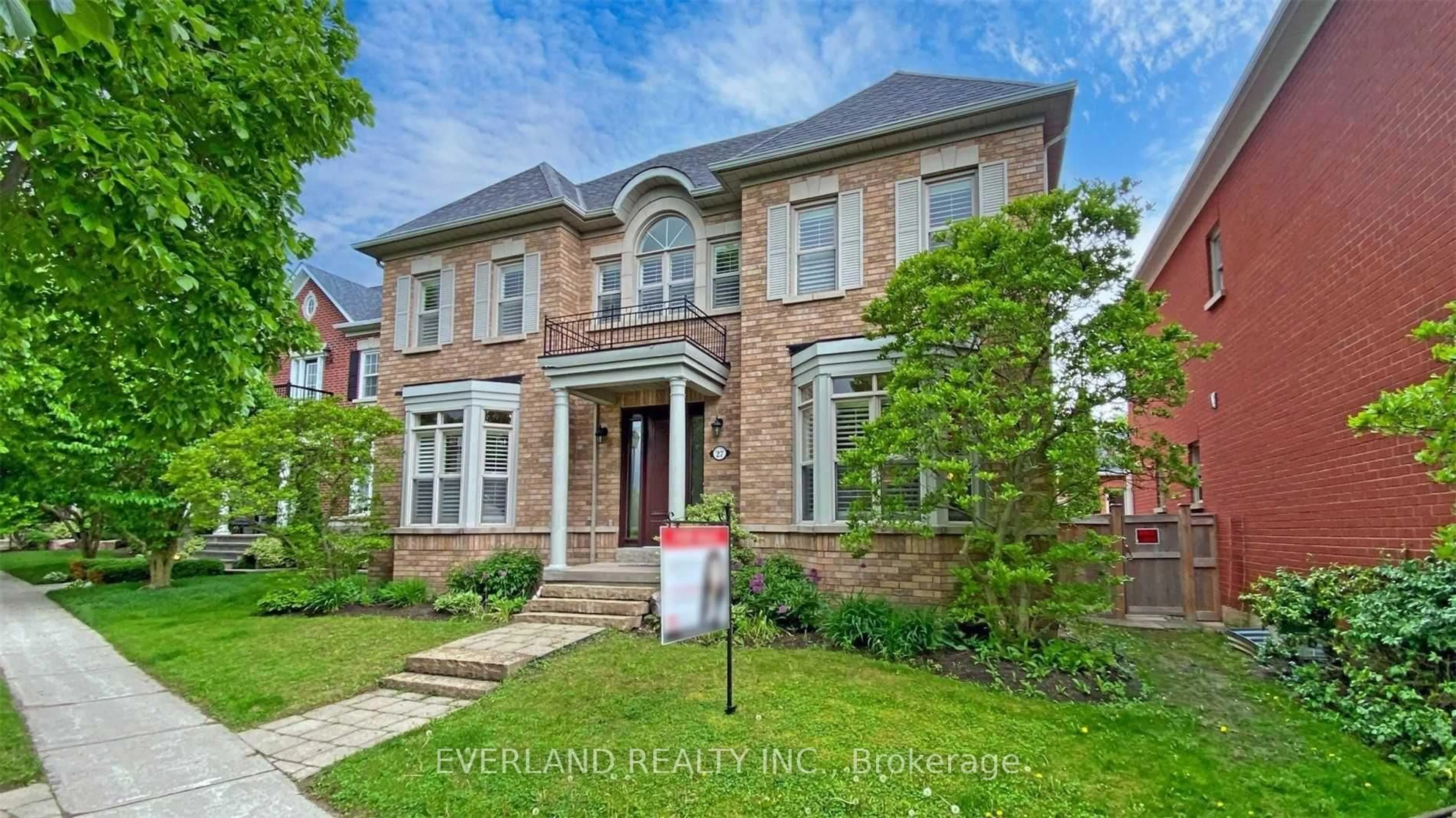 Home with brick exterior material, street for 27 The Fairways St, Markham Ontario L6C 2A3