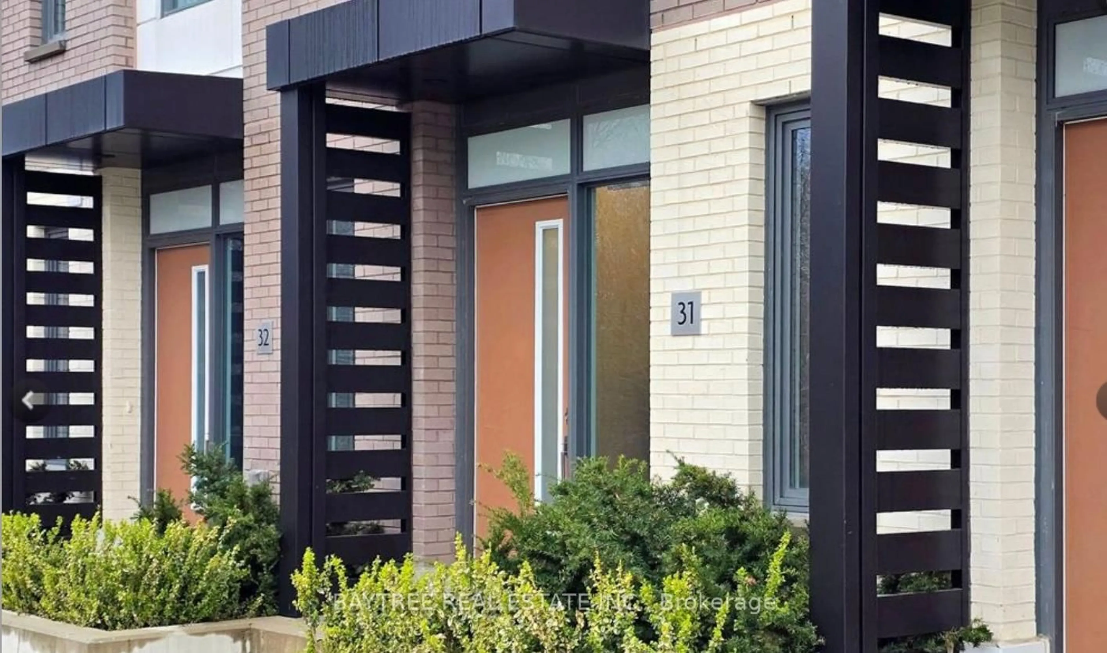Unknown for 1050 Portage Pkwy #31, Vaughan Ontario L4K 0K3