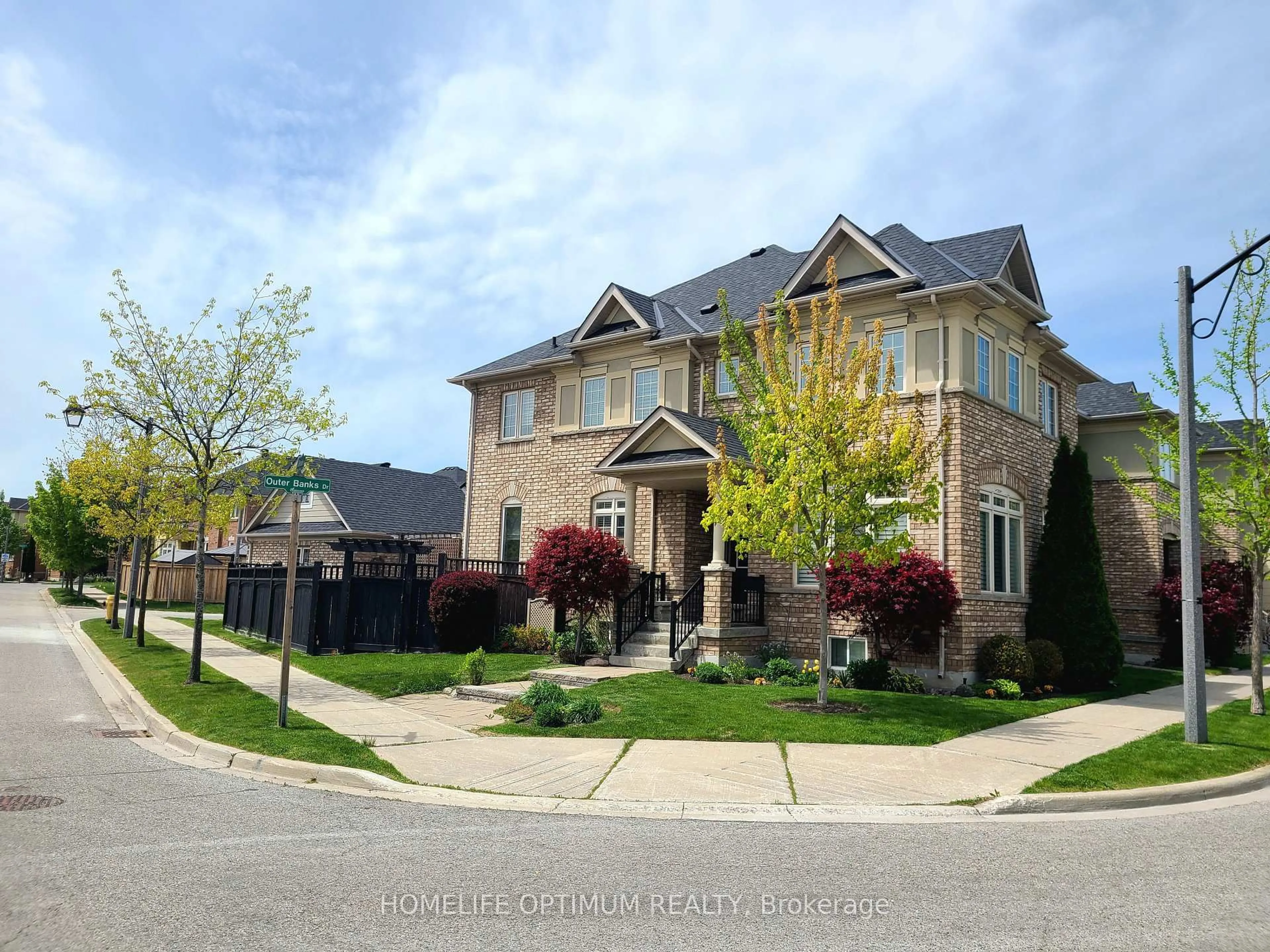 Home with brick exterior material, street for 40 Outer Banks Dr, Markham Ontario L6B 0N5