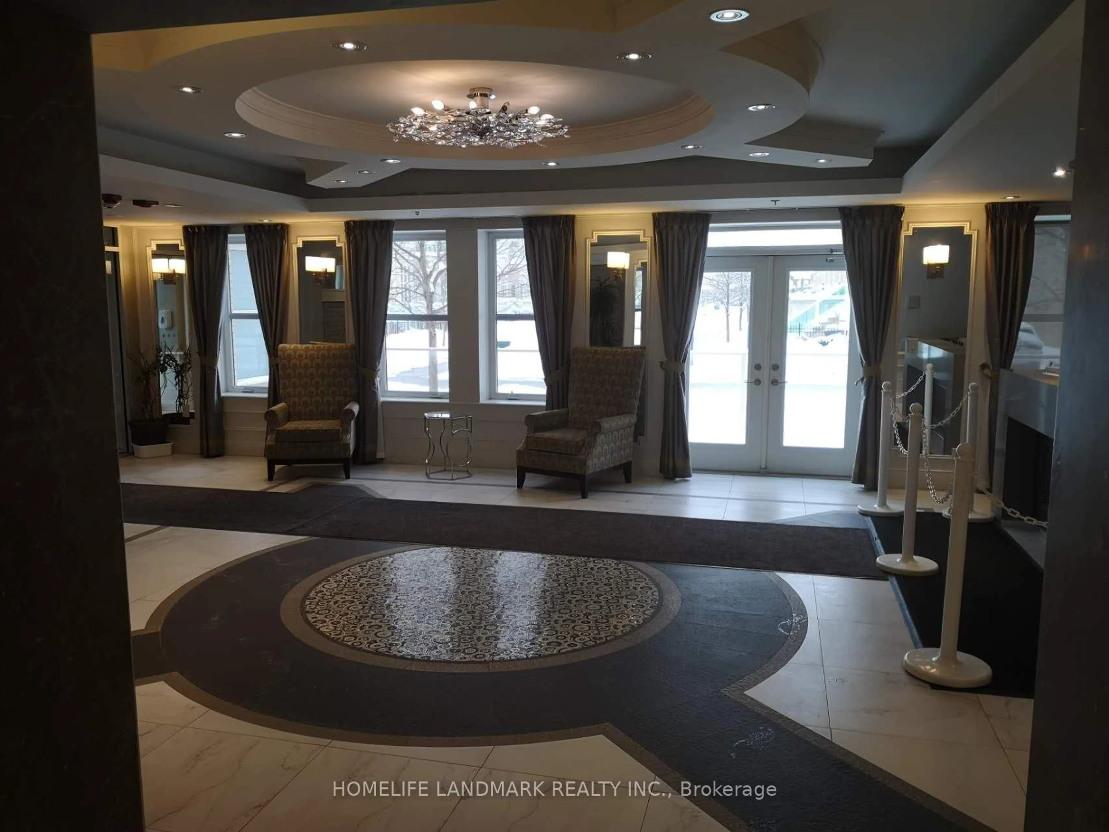 Indoor foyer for 28 Prince Regent St #127, Markham Ontario L6C 0V5