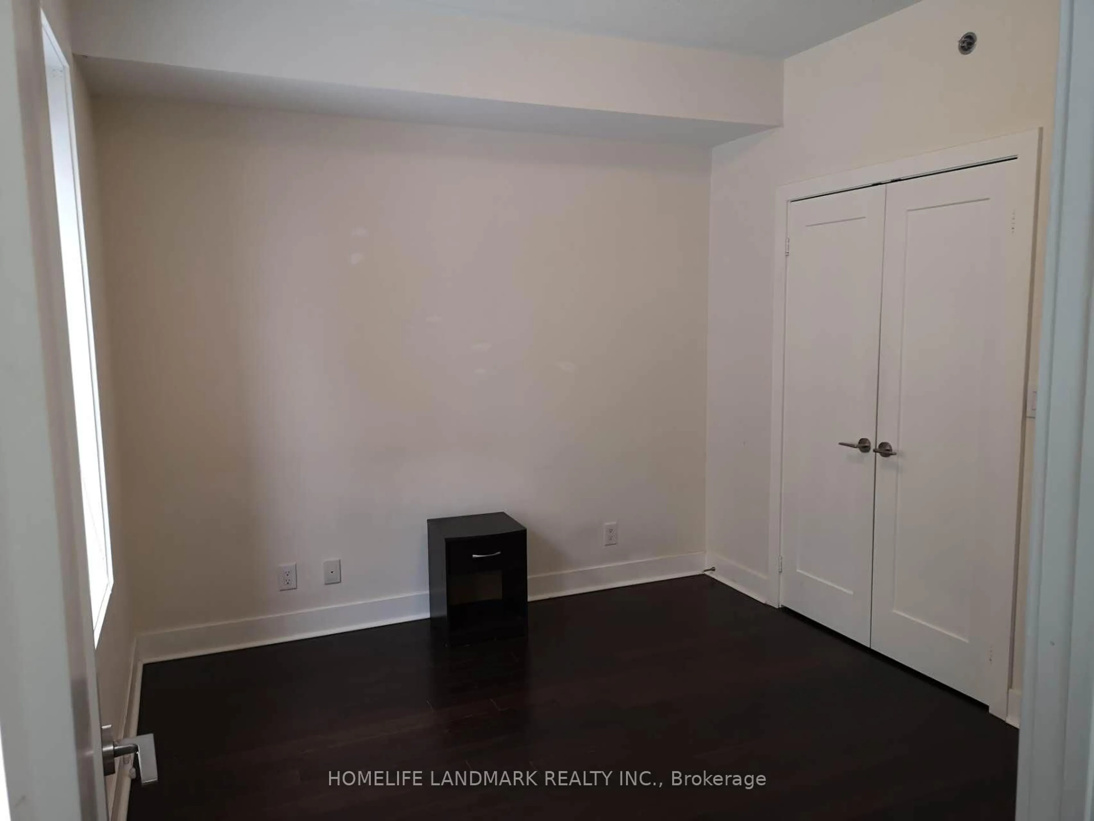 A pic of a room for 28 Prince Regent St #127, Markham Ontario L6C 0V5