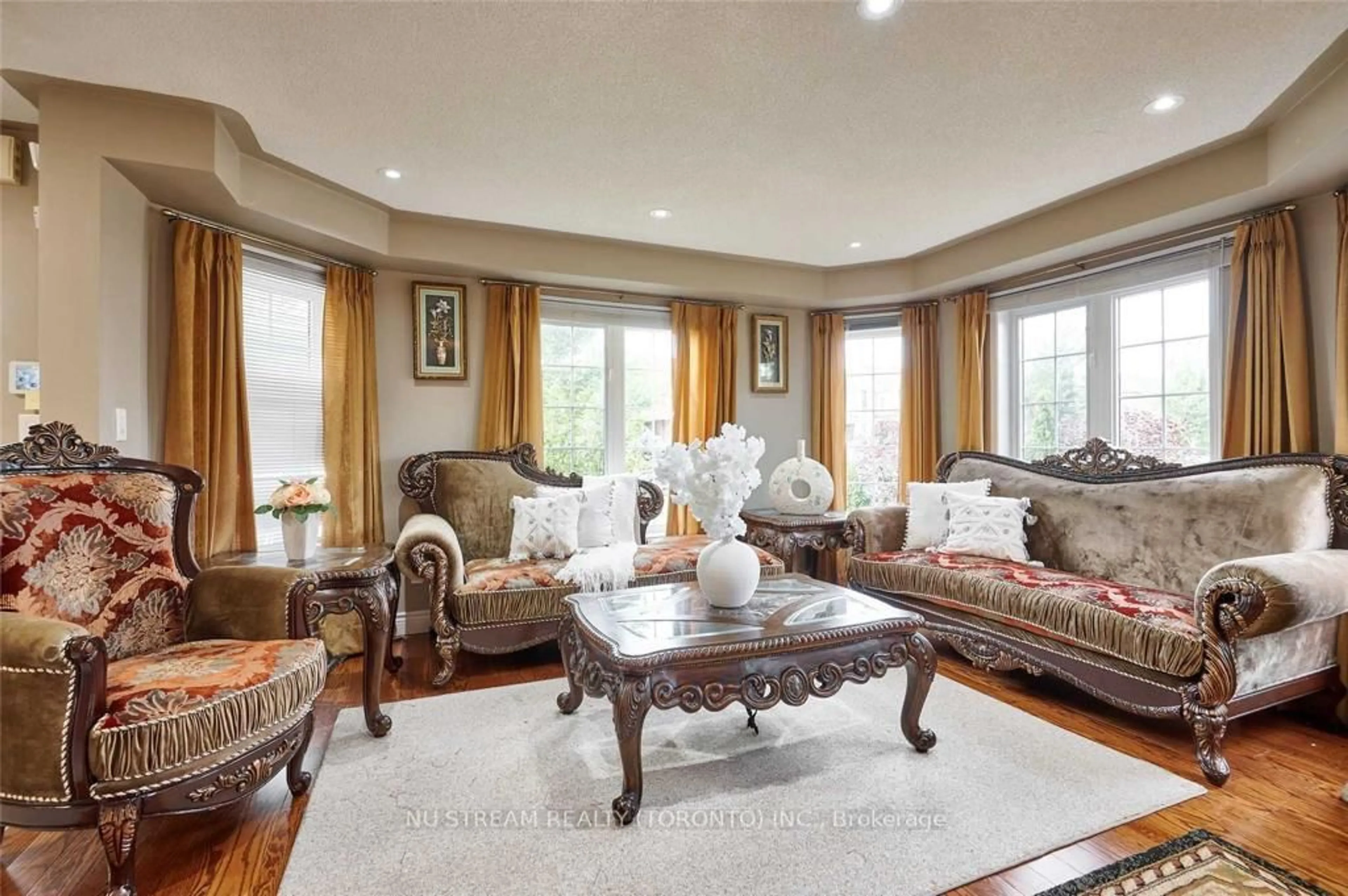 Living room with furniture, unknown for 2 Purcell Cres, Vaughan Ontario L6A 3C4