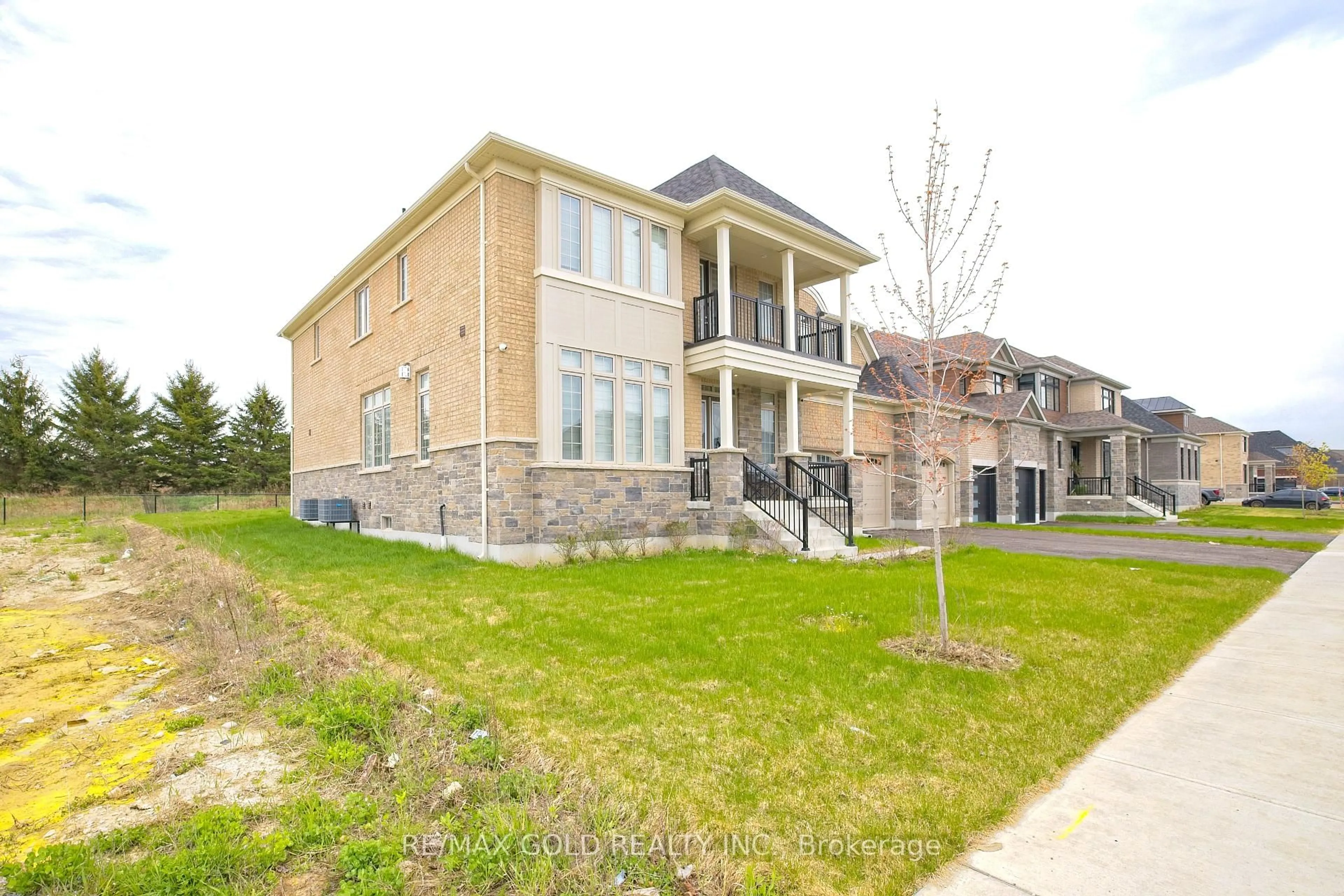 Home with brick exterior material, building for 19 Marigold Blvd, Adjala-Tosorontio Ontario L0G 1W0
