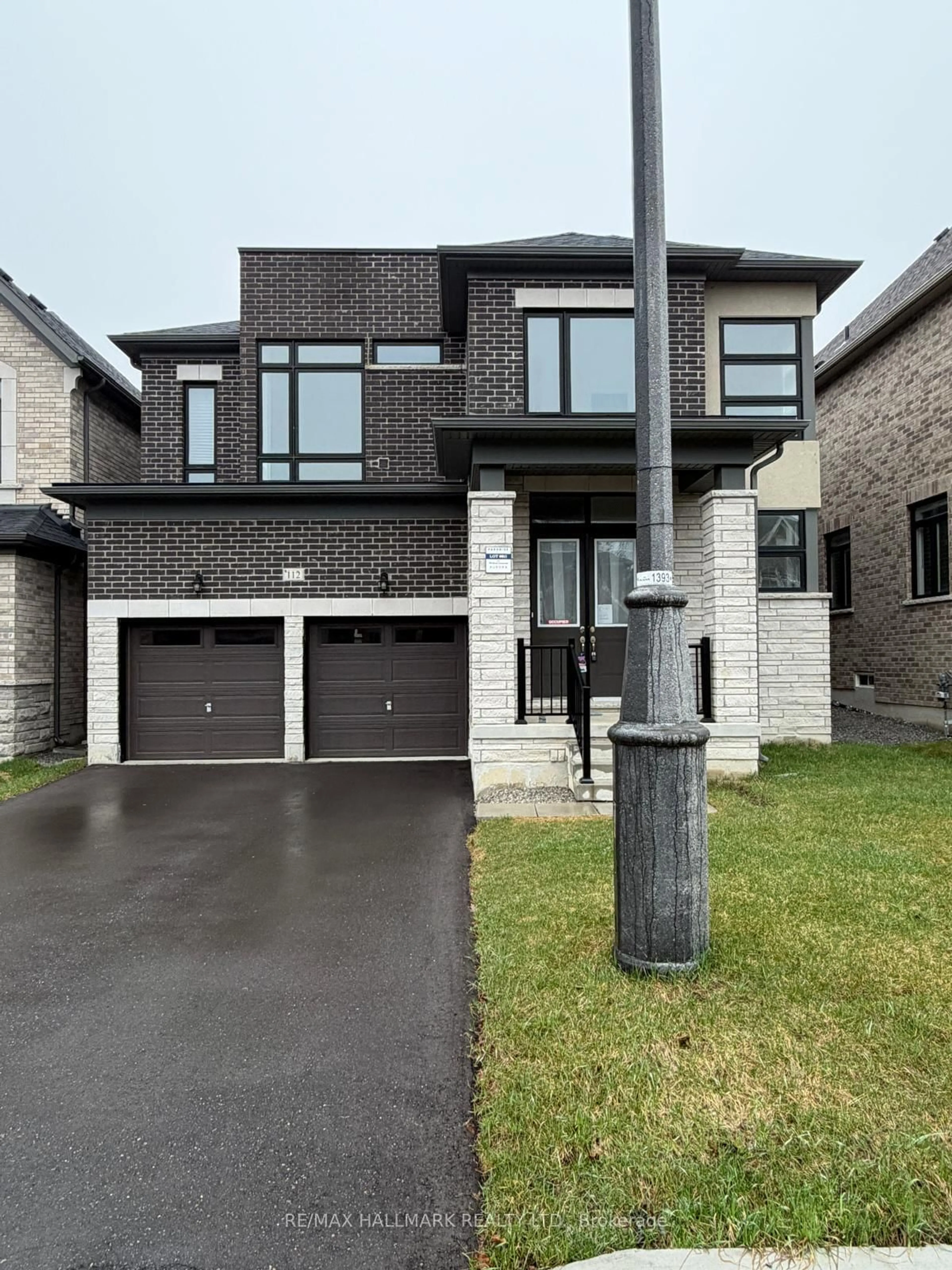 Home with brick exterior material, street for 112 Weslock Cres, Aurora Ontario L4G 7Z4