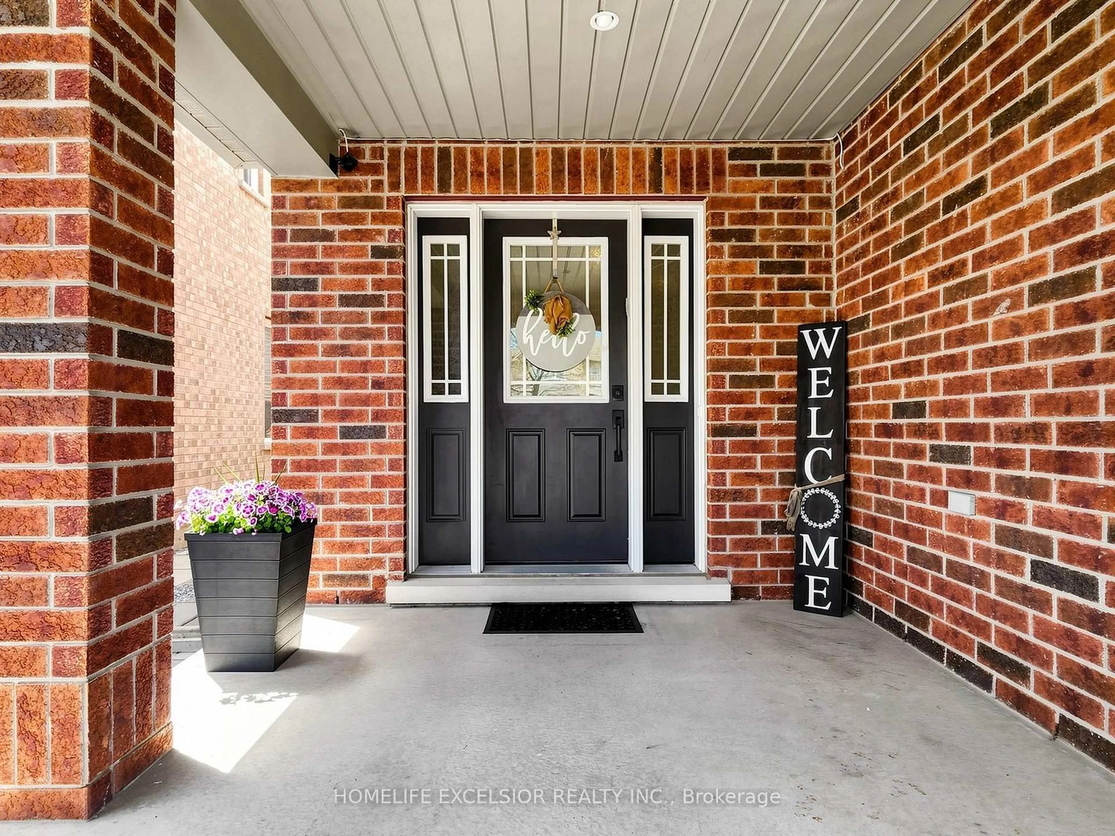 Home with brick exterior material, street for 6 Lady Gwillim Ave, East Gwillimbury Ontario L9N 0A5