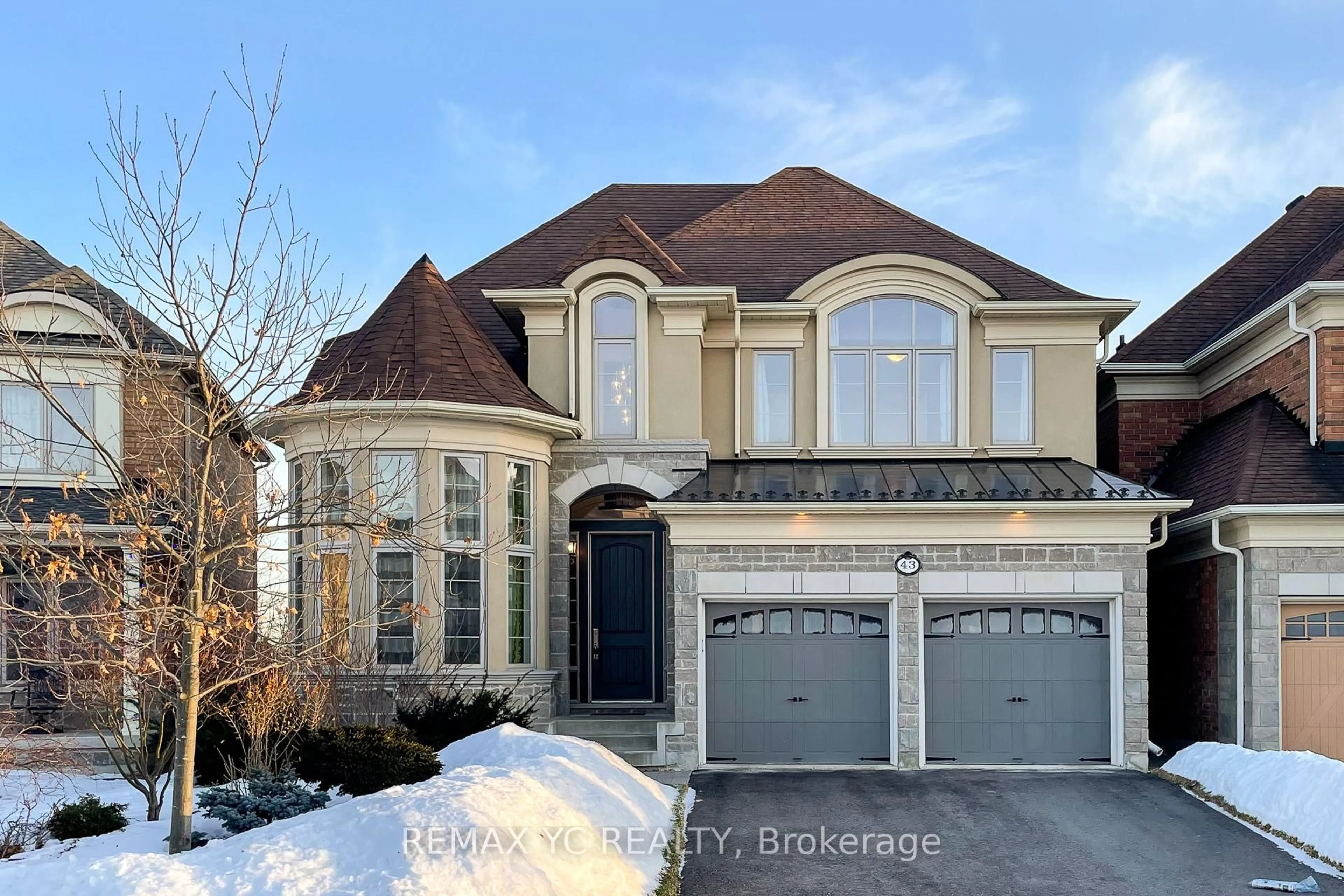 Home with brick exterior material, street for 43 Laredo Dr, Richmond Hill Ontario L4S 0E4
