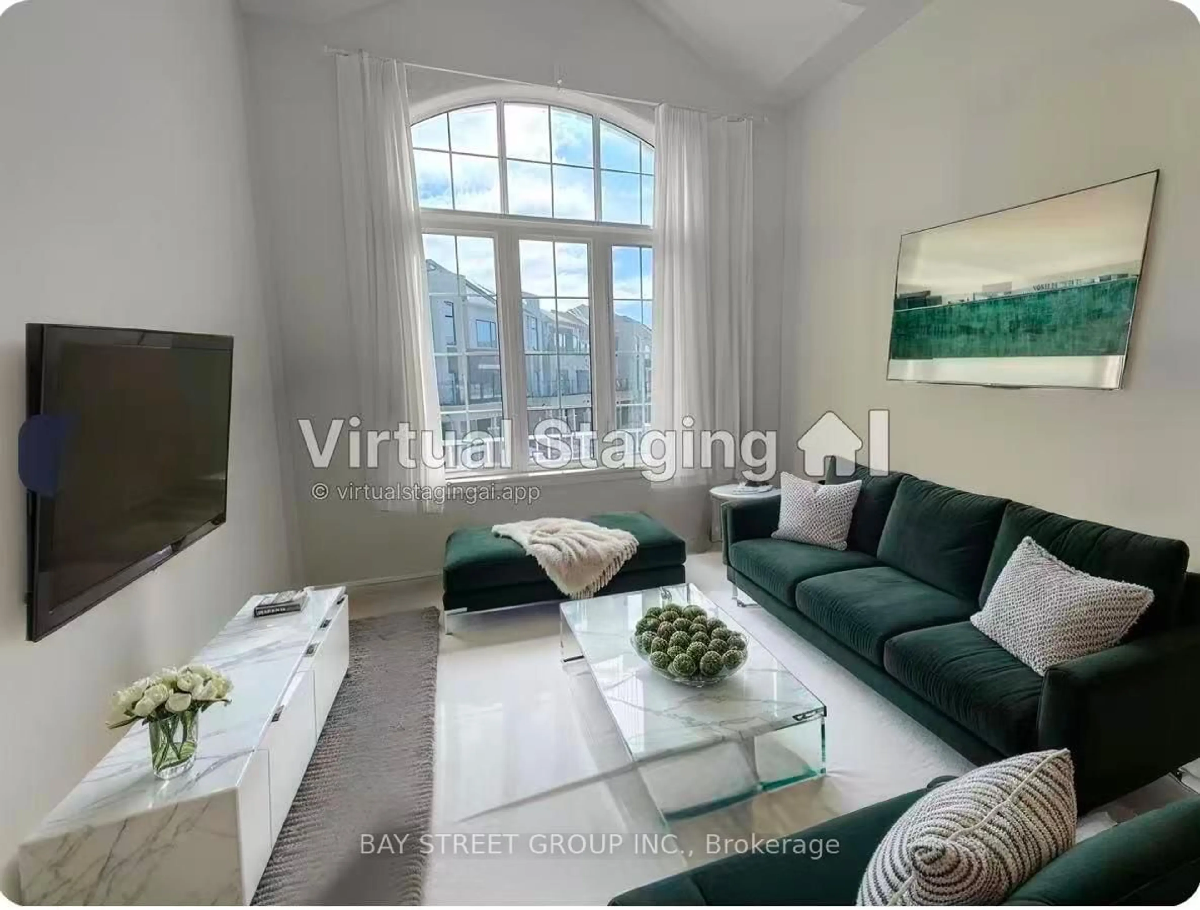 Living room with furniture, unknown for 100 Ness Dr, Richmond Hill Ontario L4S 0K9