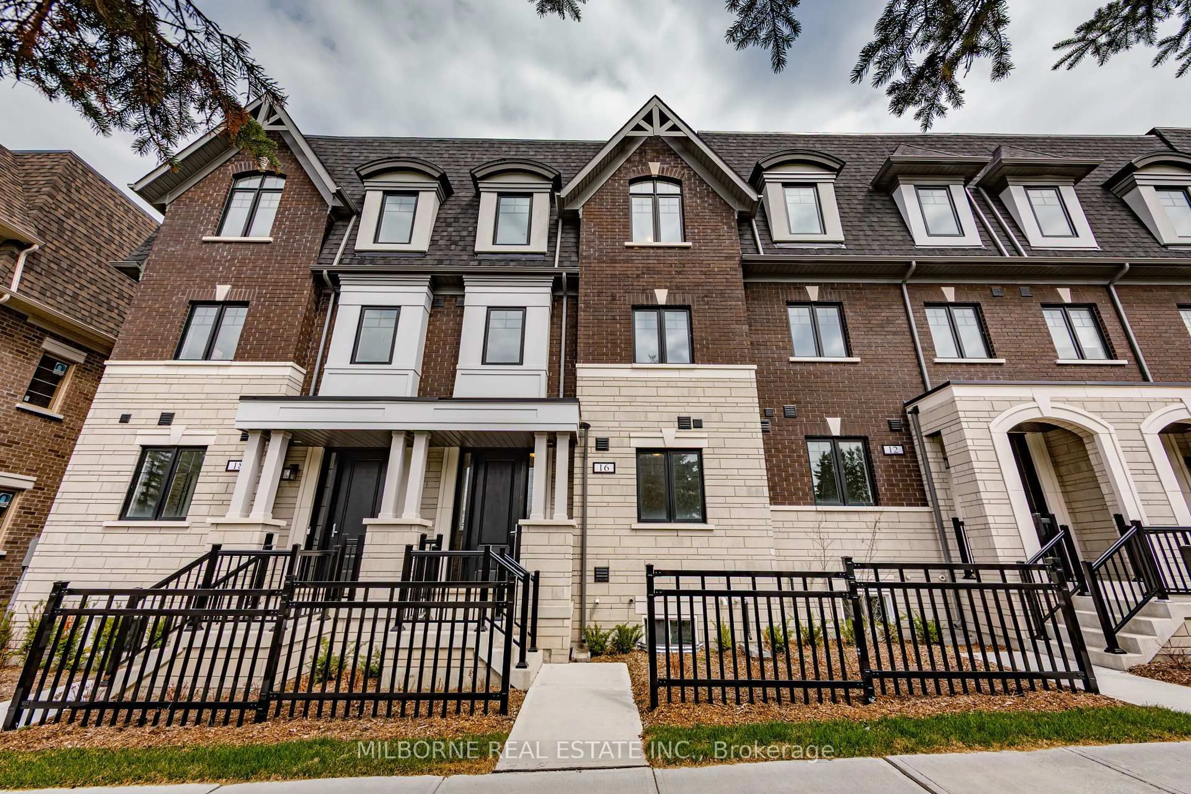 Home with brick exterior material, street for 16 Fred Beaton Pl, King Ontario L7B 1G2